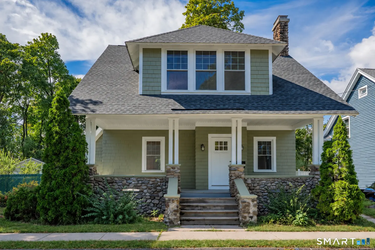 11 Strong Court, Plainville