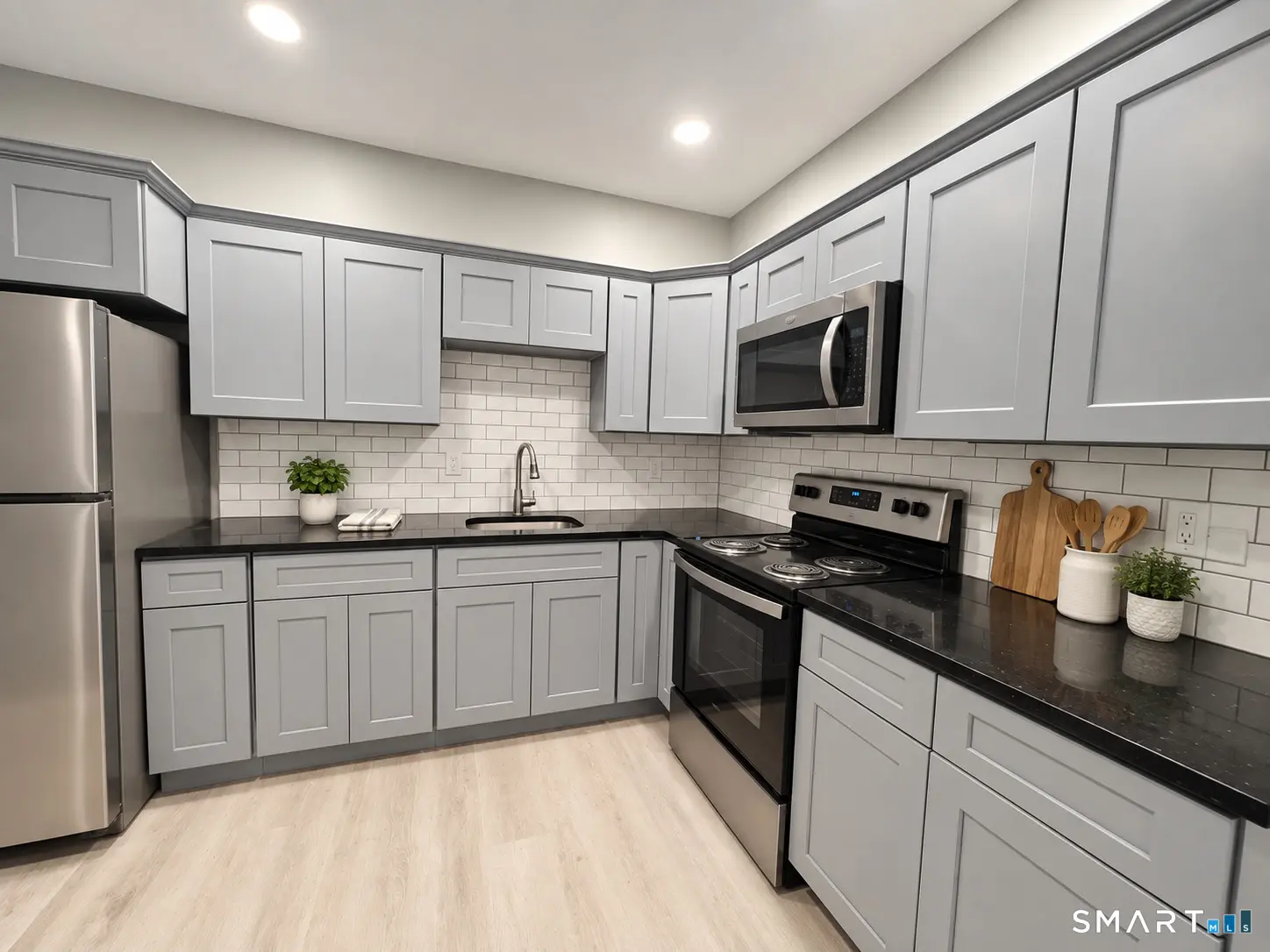 1597 Park Street 4a, Hartford