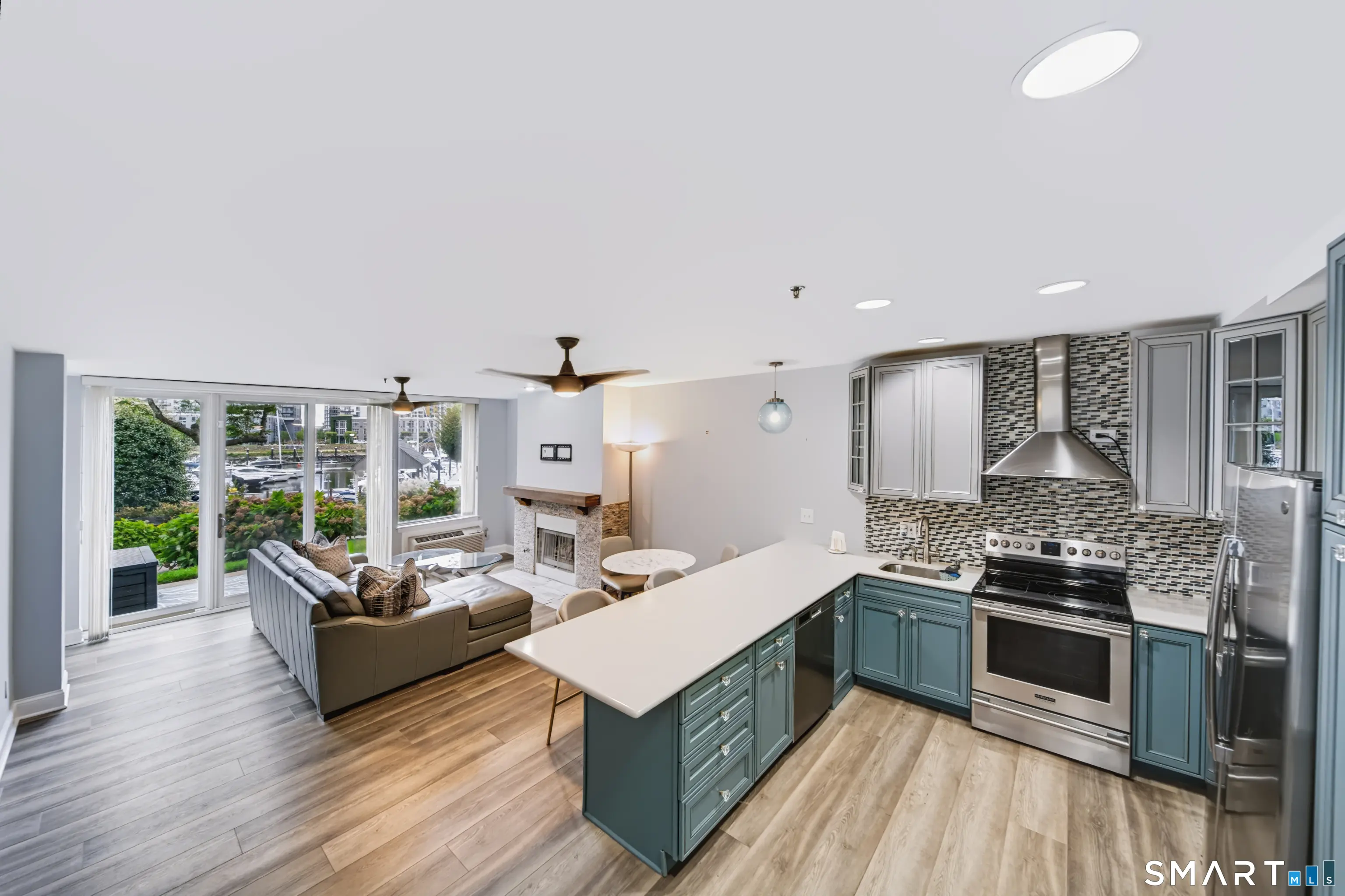 98 Southfield Avenue 101, Stamford