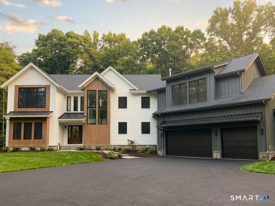 108 Old Farm Road, Weston