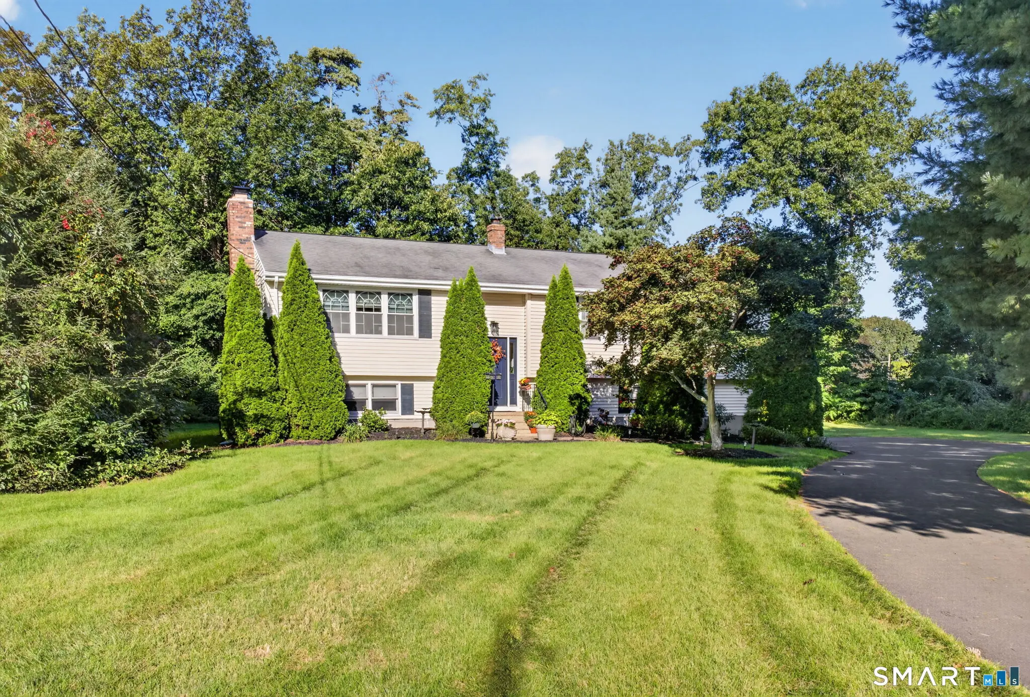 11 Wenzel Farm Road, North Haven