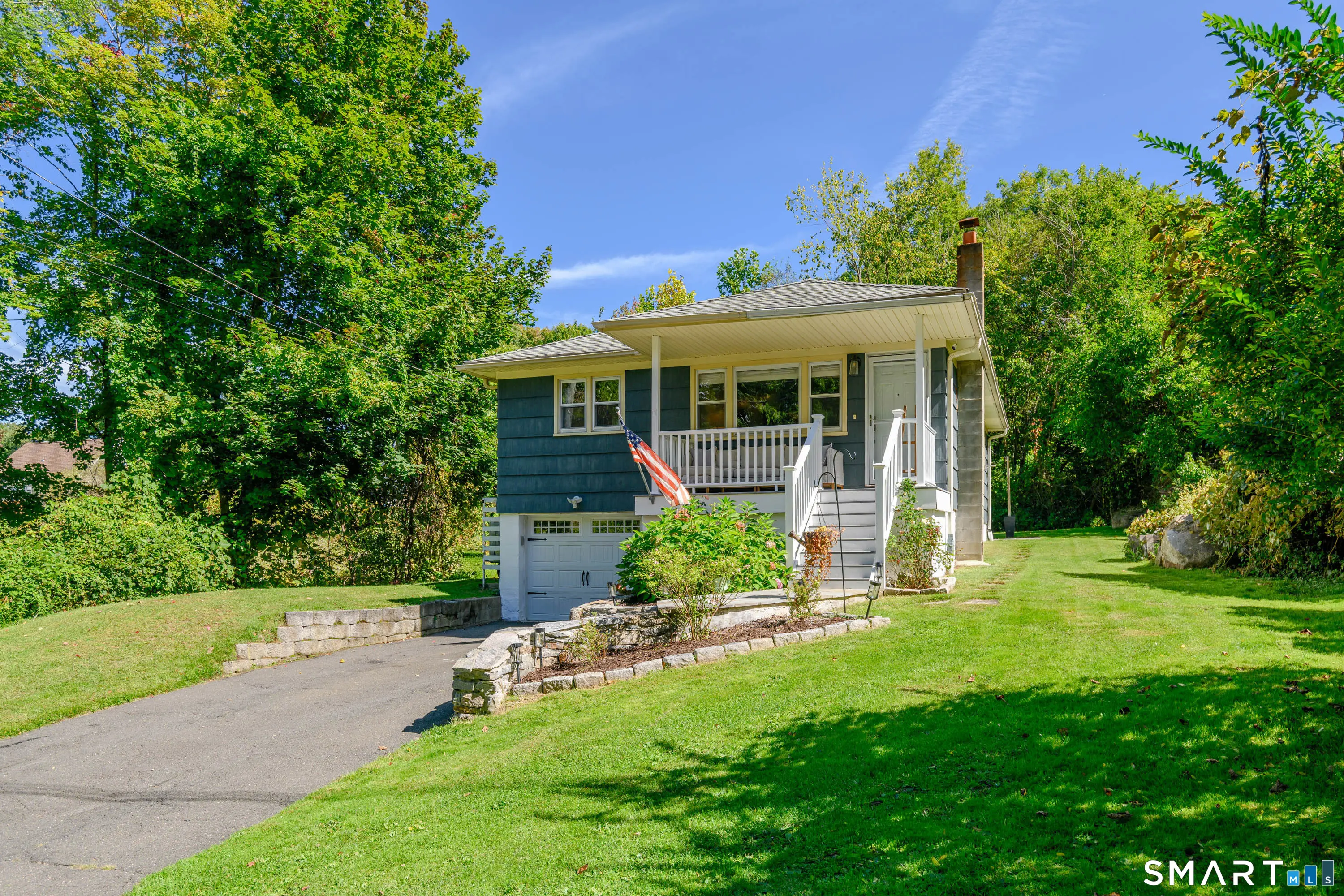 6 Merlin Avenue, New Fairfield