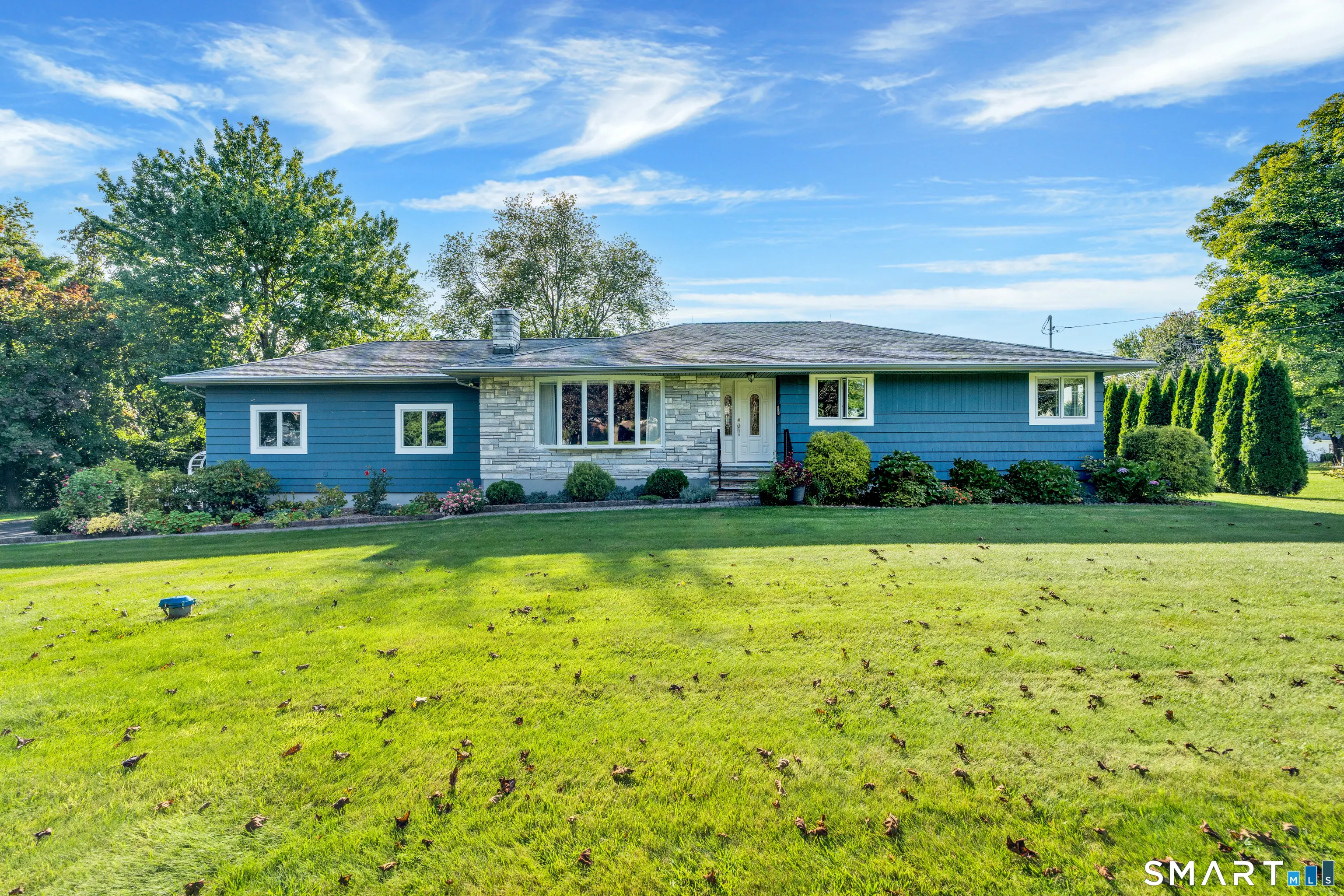 142 Lexington Drive, Watertown