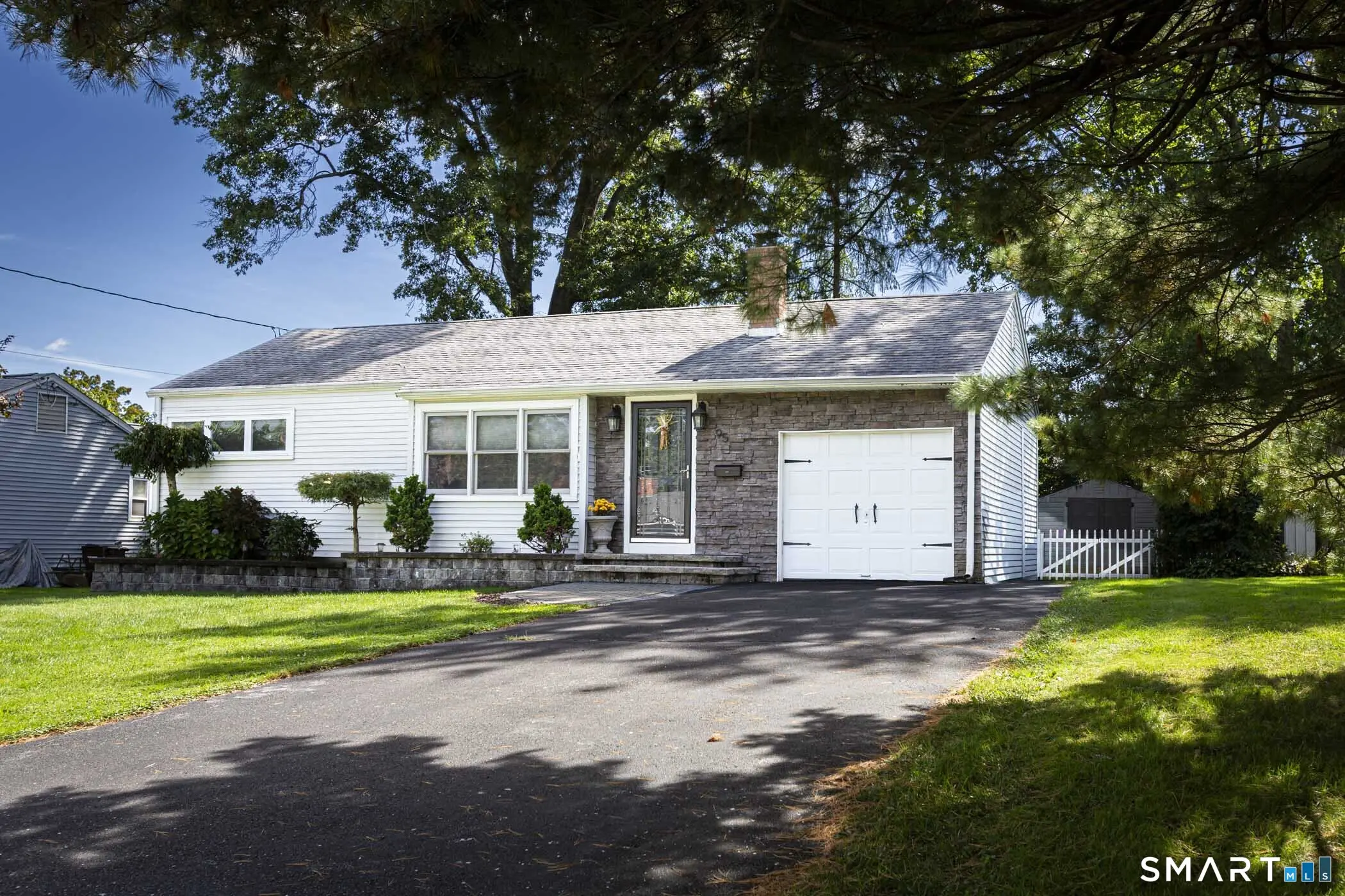 95 Oakdale Street, Wethersfield