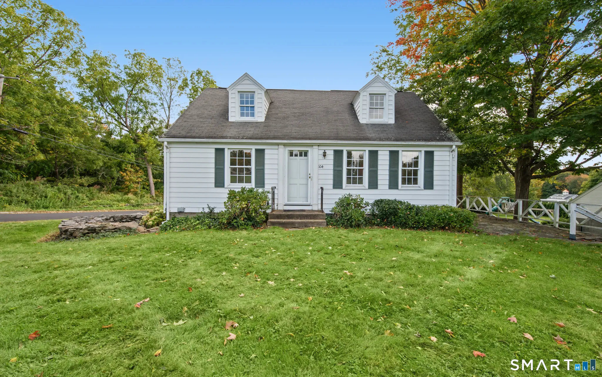 104 Tolland Green, Tolland