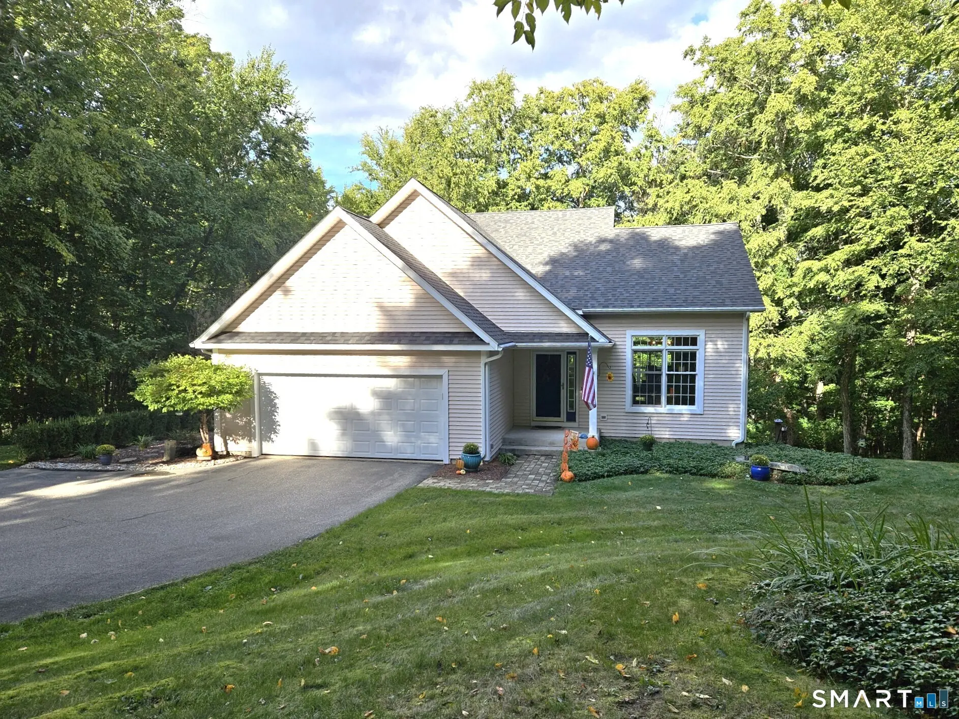 17 Samuel Hill Road, Columbia