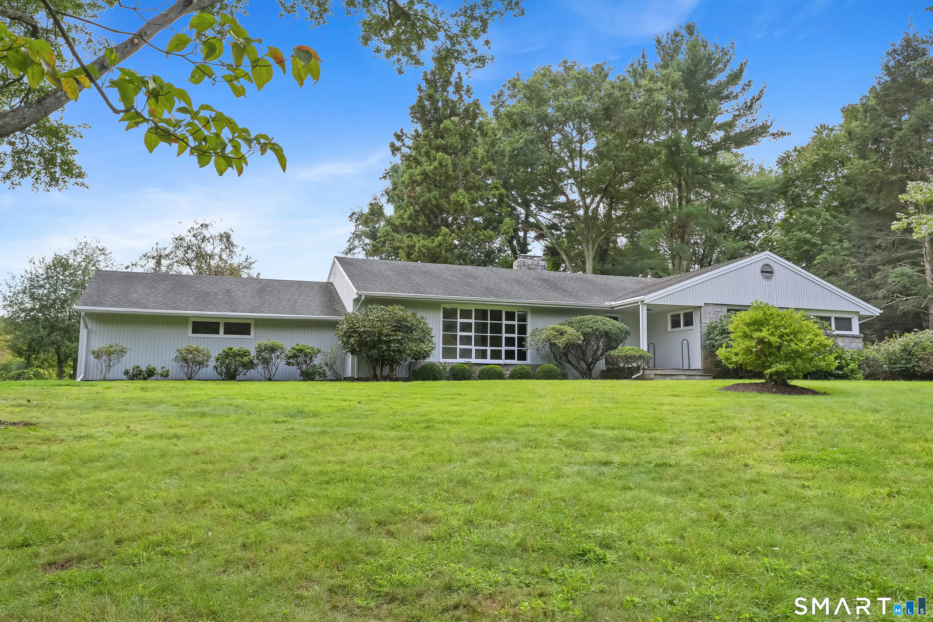 6 Bonnie Brook Road, Westport