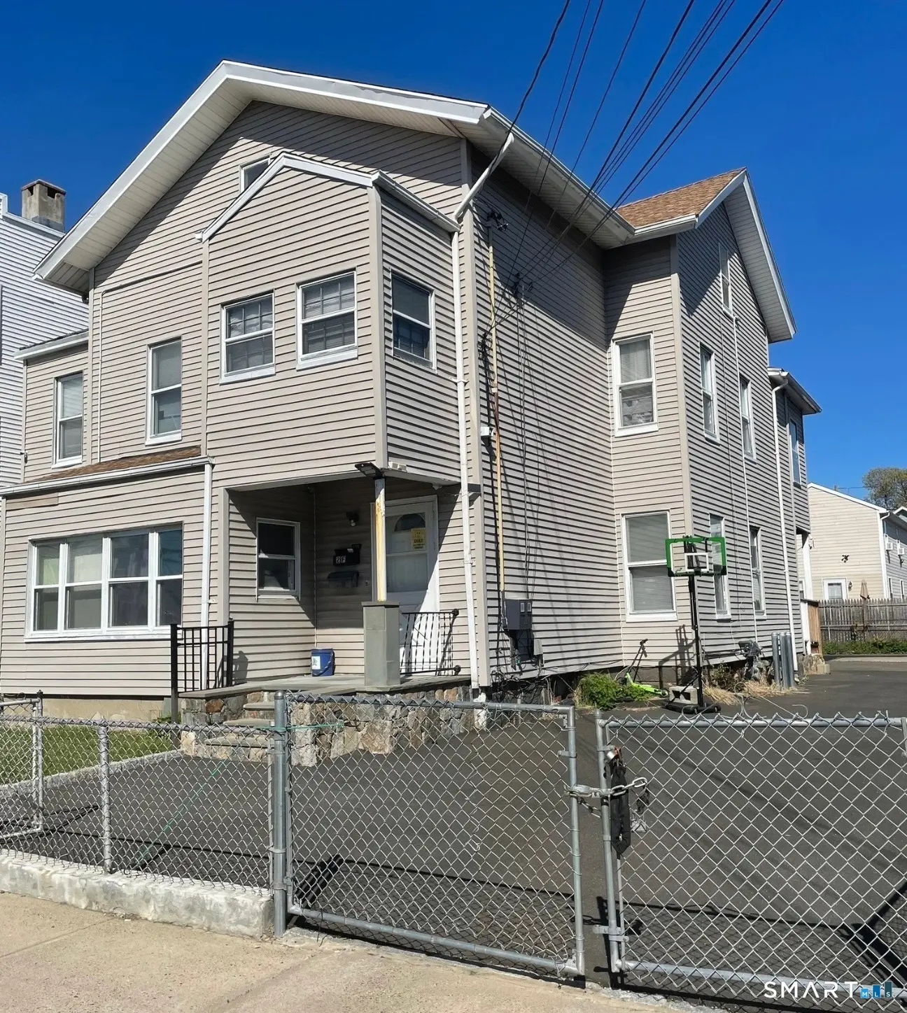 196 Park Street 1fl, Bridgeport