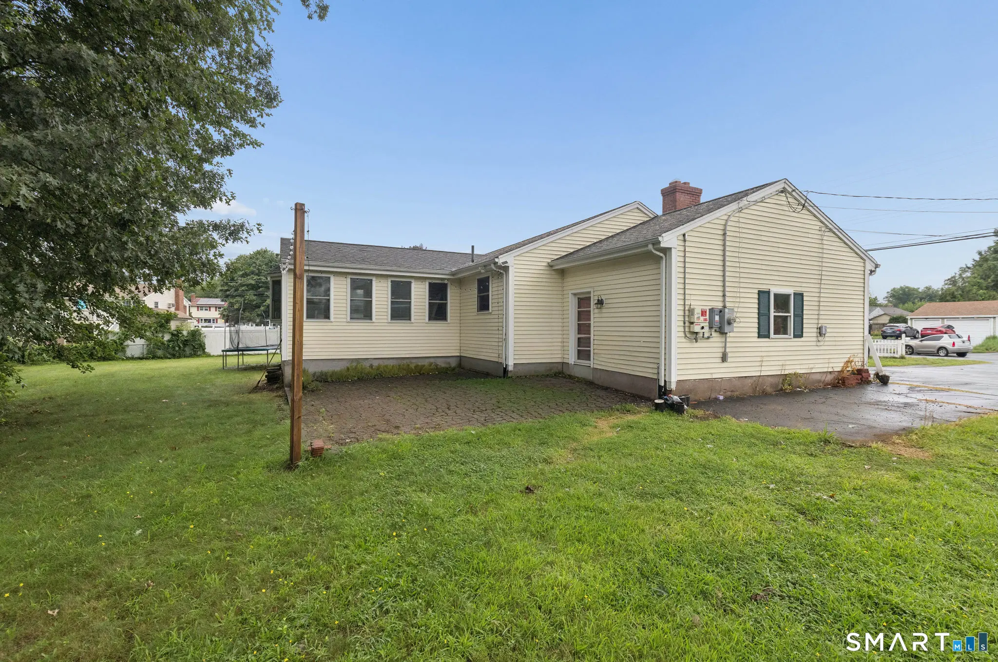 61 University Avenue, East Hartford