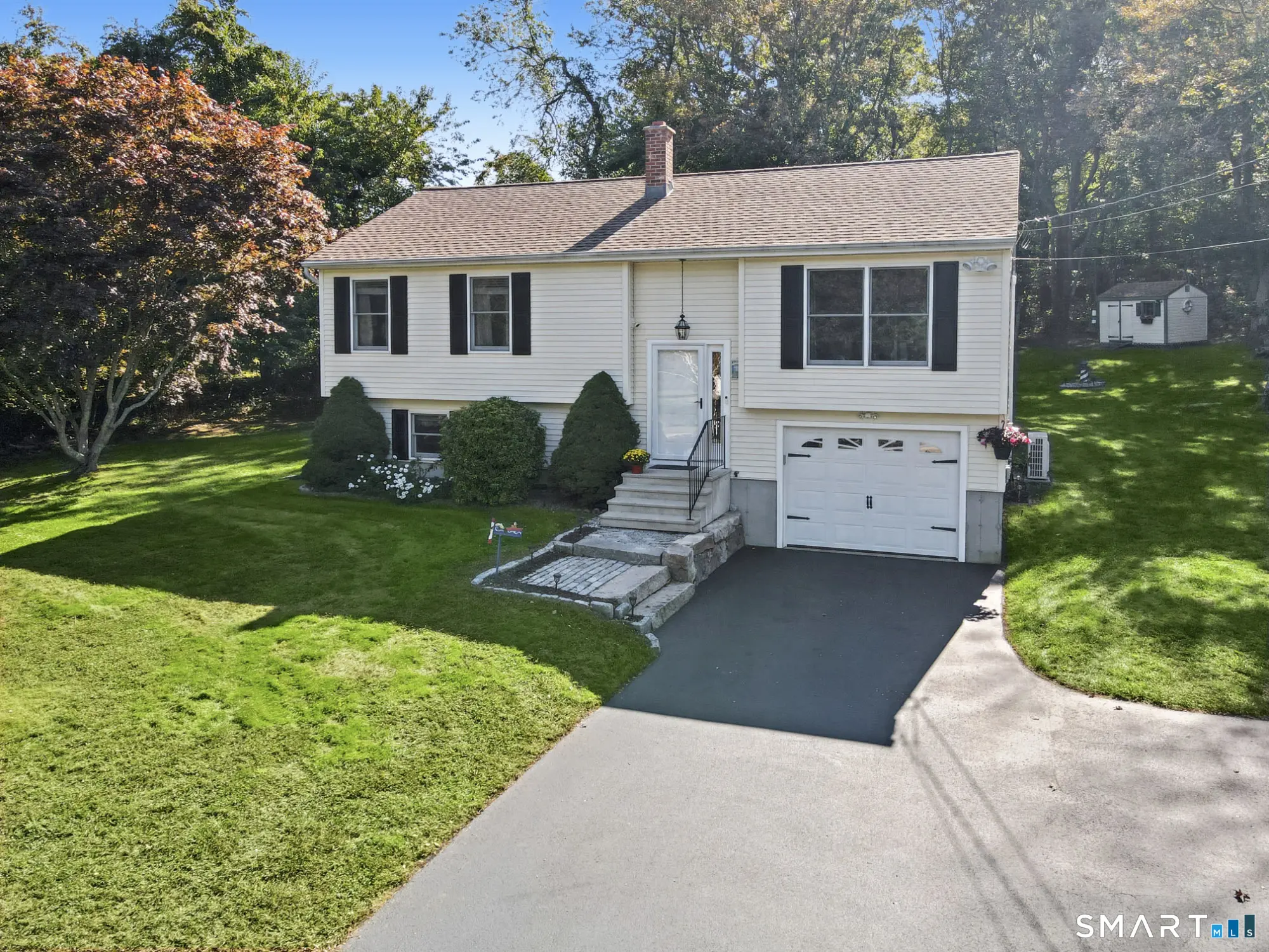 75 Mary Hall Road, Stonington