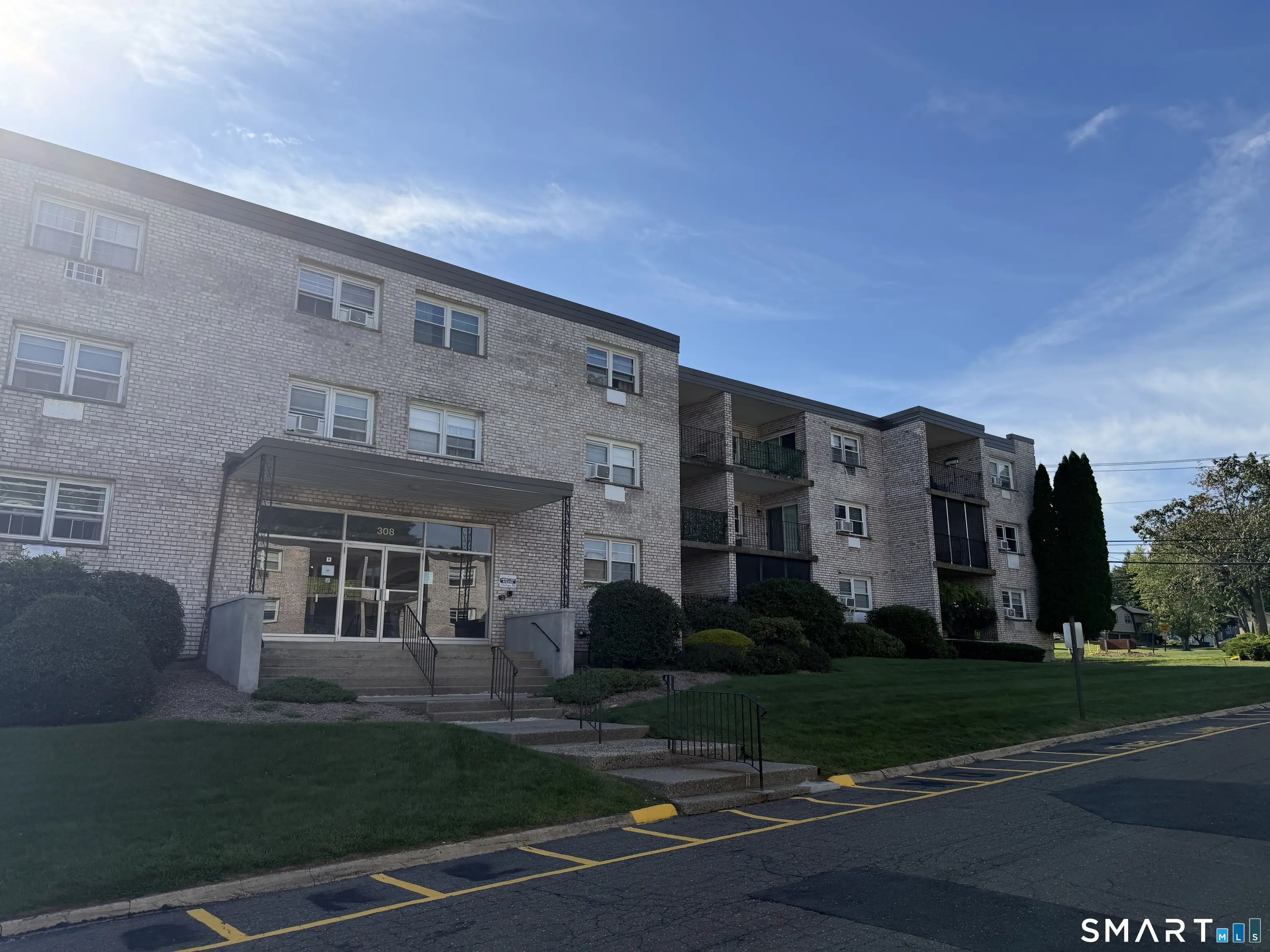 308 Meadowside Road 312, Milford