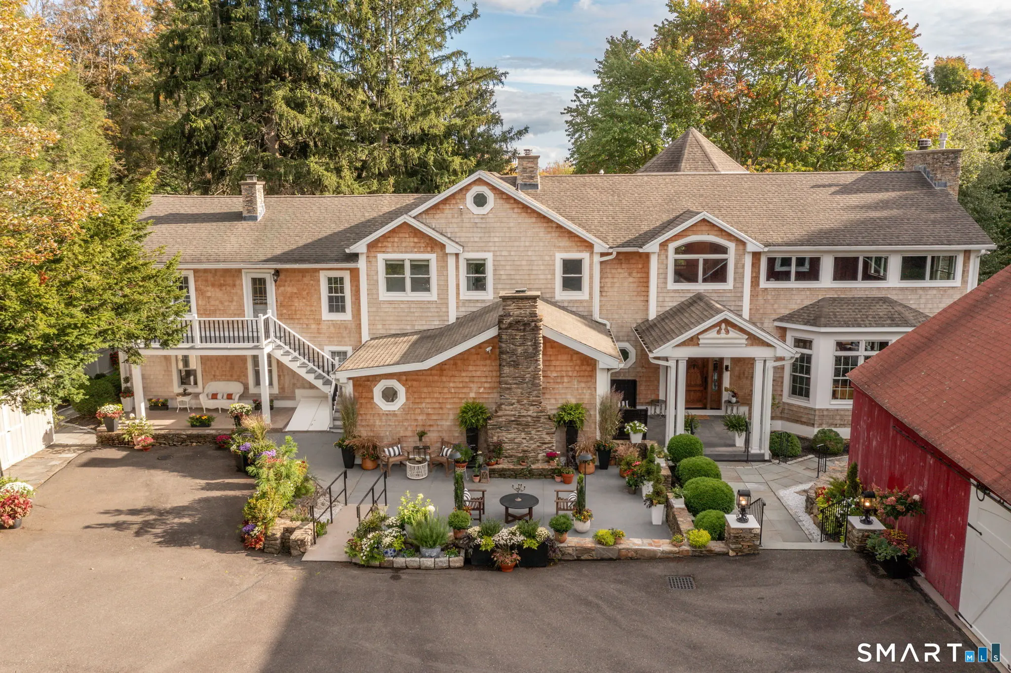 695 Spindle Hill Road, Wolcott