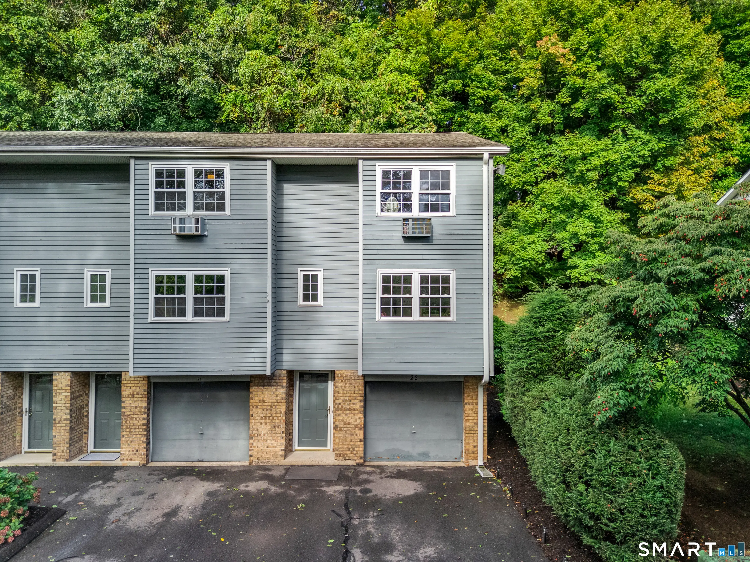 250 Summer Street 22i, Southington