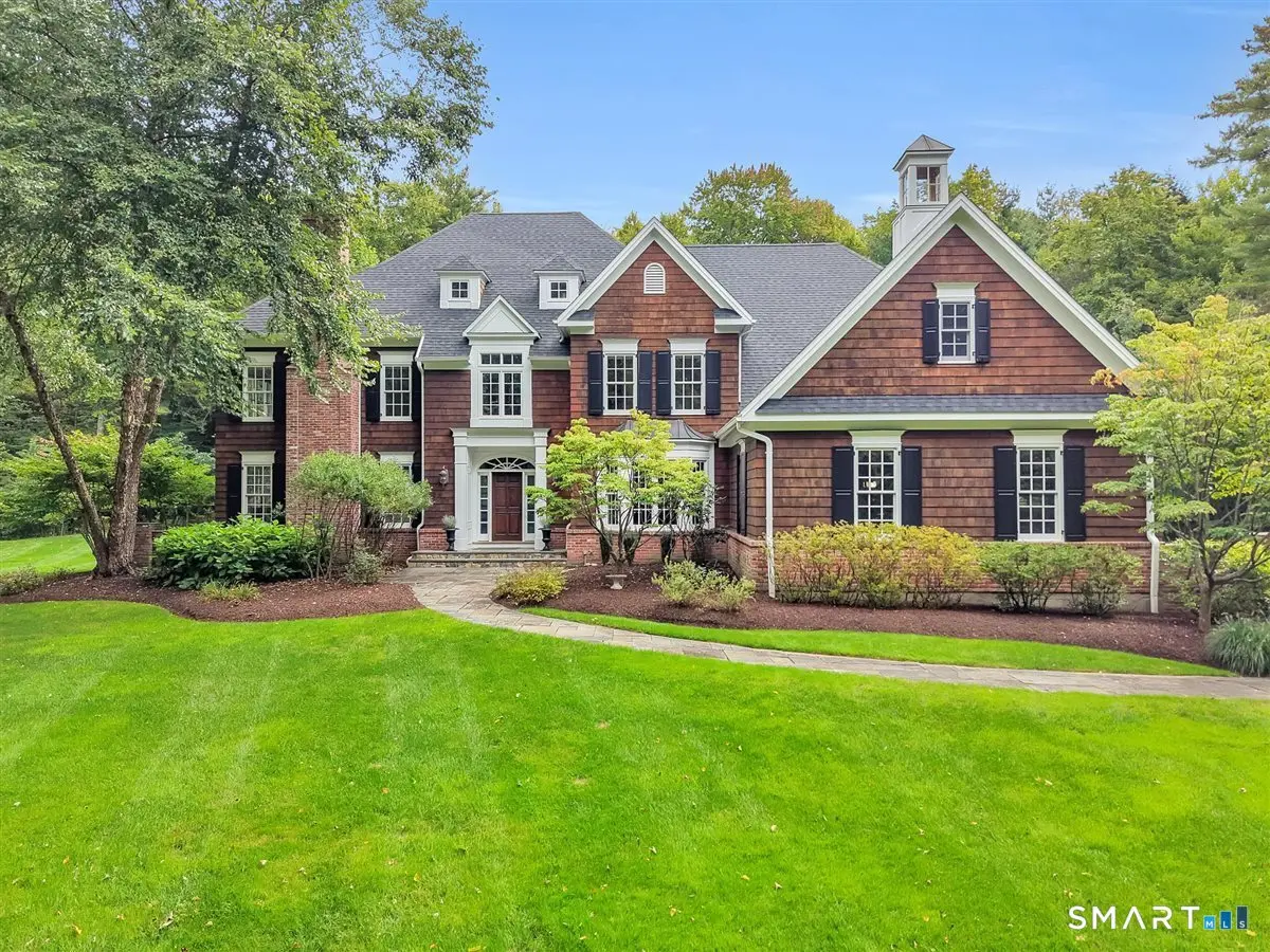 24 Red Fox Run, Canton