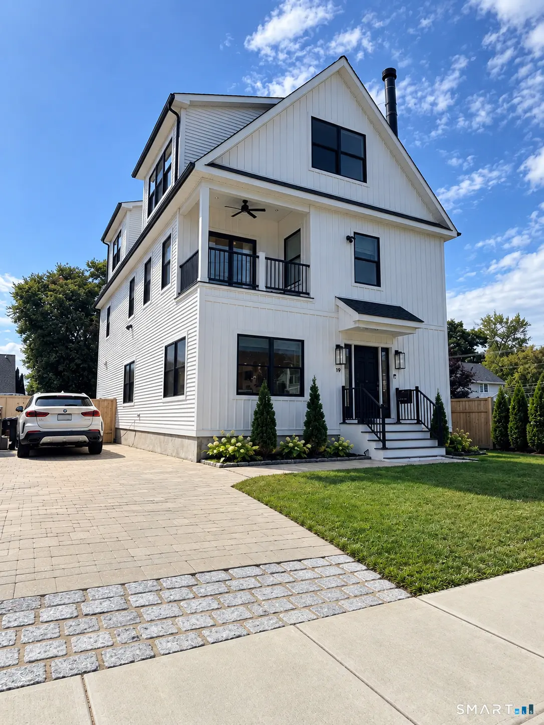 19 Wall Street, Milford