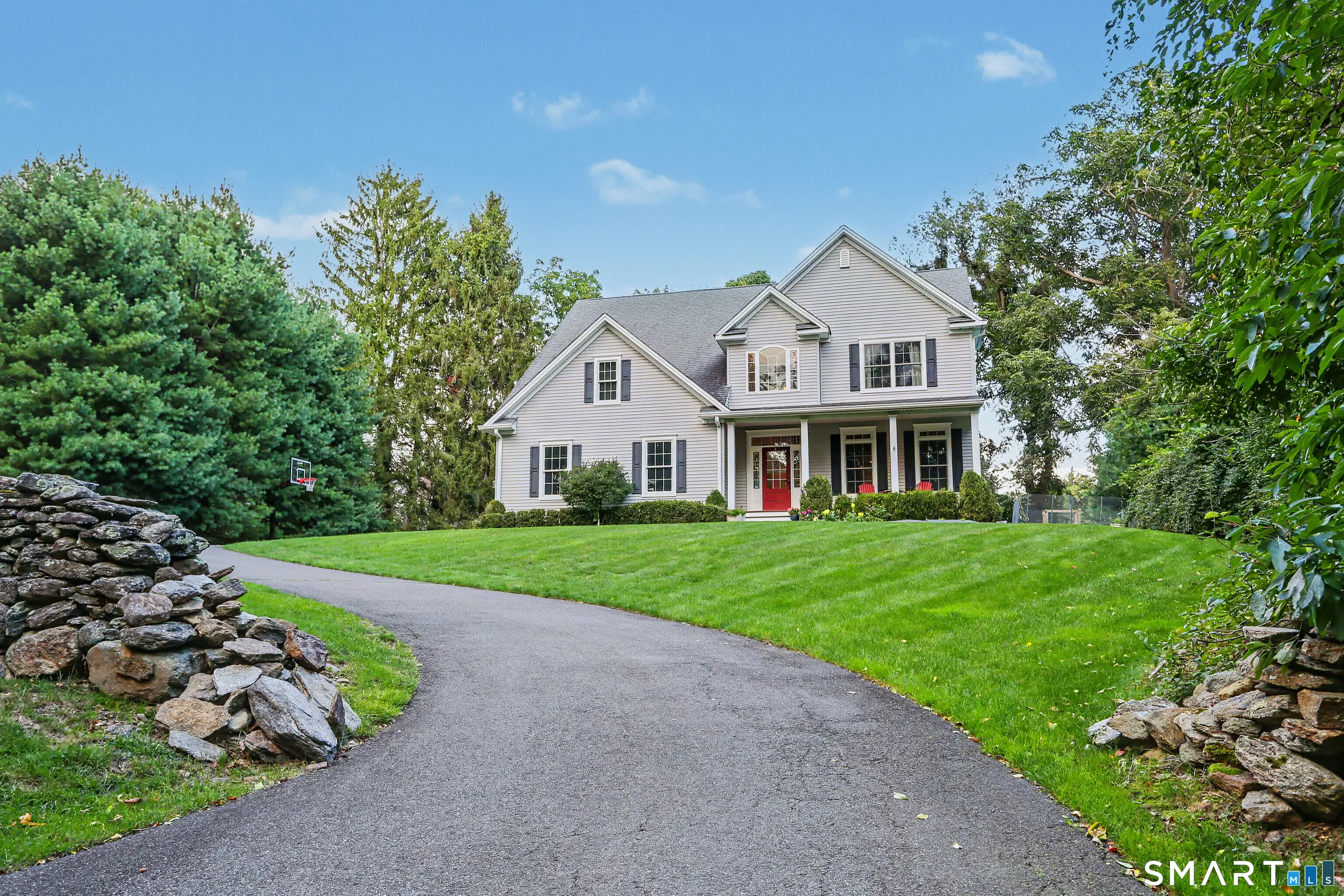 218 Stonehouse Road, Trumbull