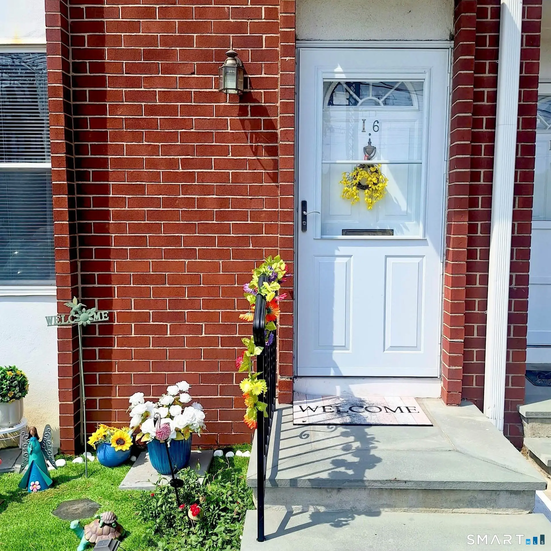 15 Madison Street I6, Norwalk