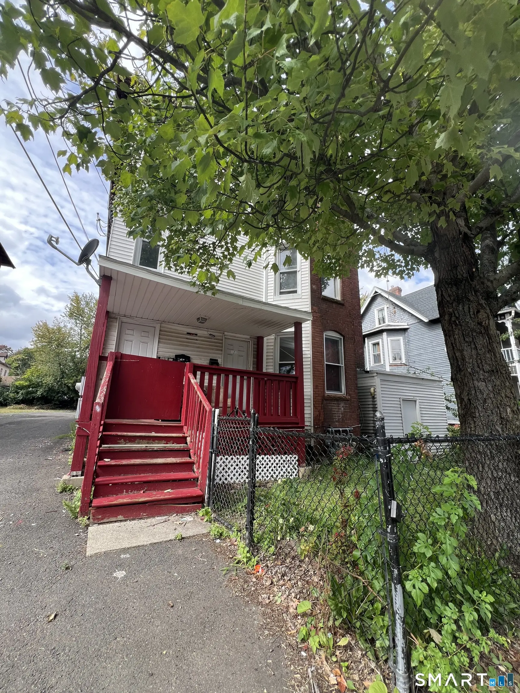 121 Babcock Street 2nd Floor, Hartford