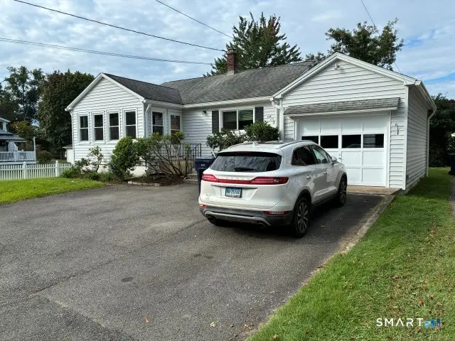 104 Meadow Street, Seymour