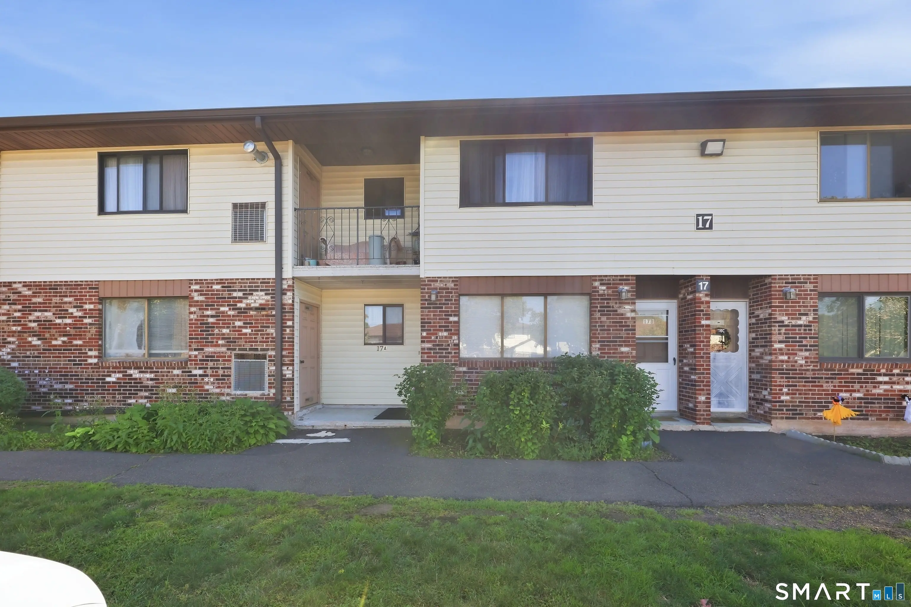 55 Thompson Street 17b, East Haven