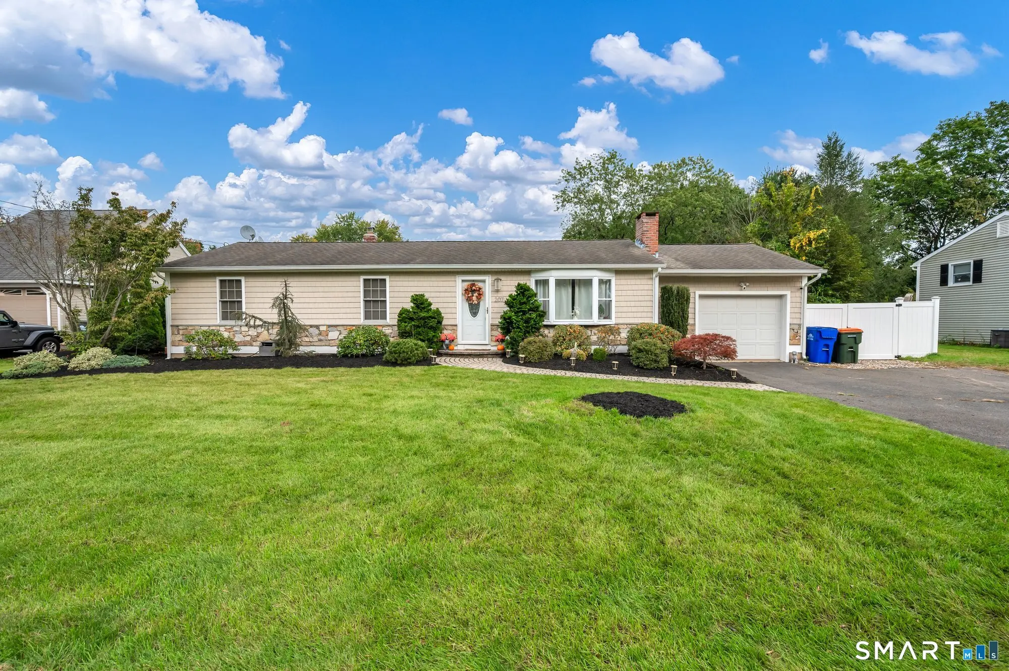 207 Manor Road, Southington