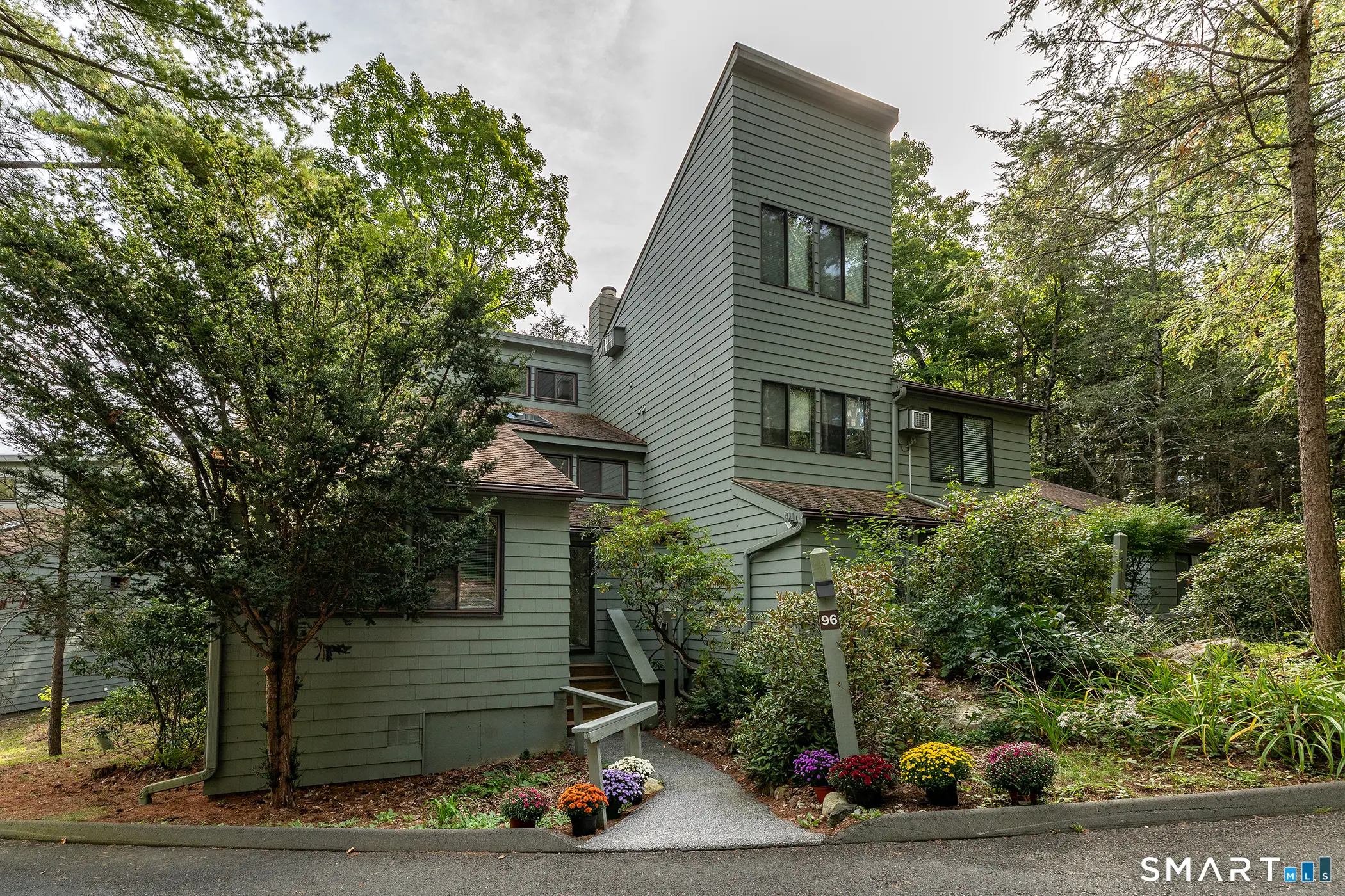 96 Woodside Circle 96, Torrington