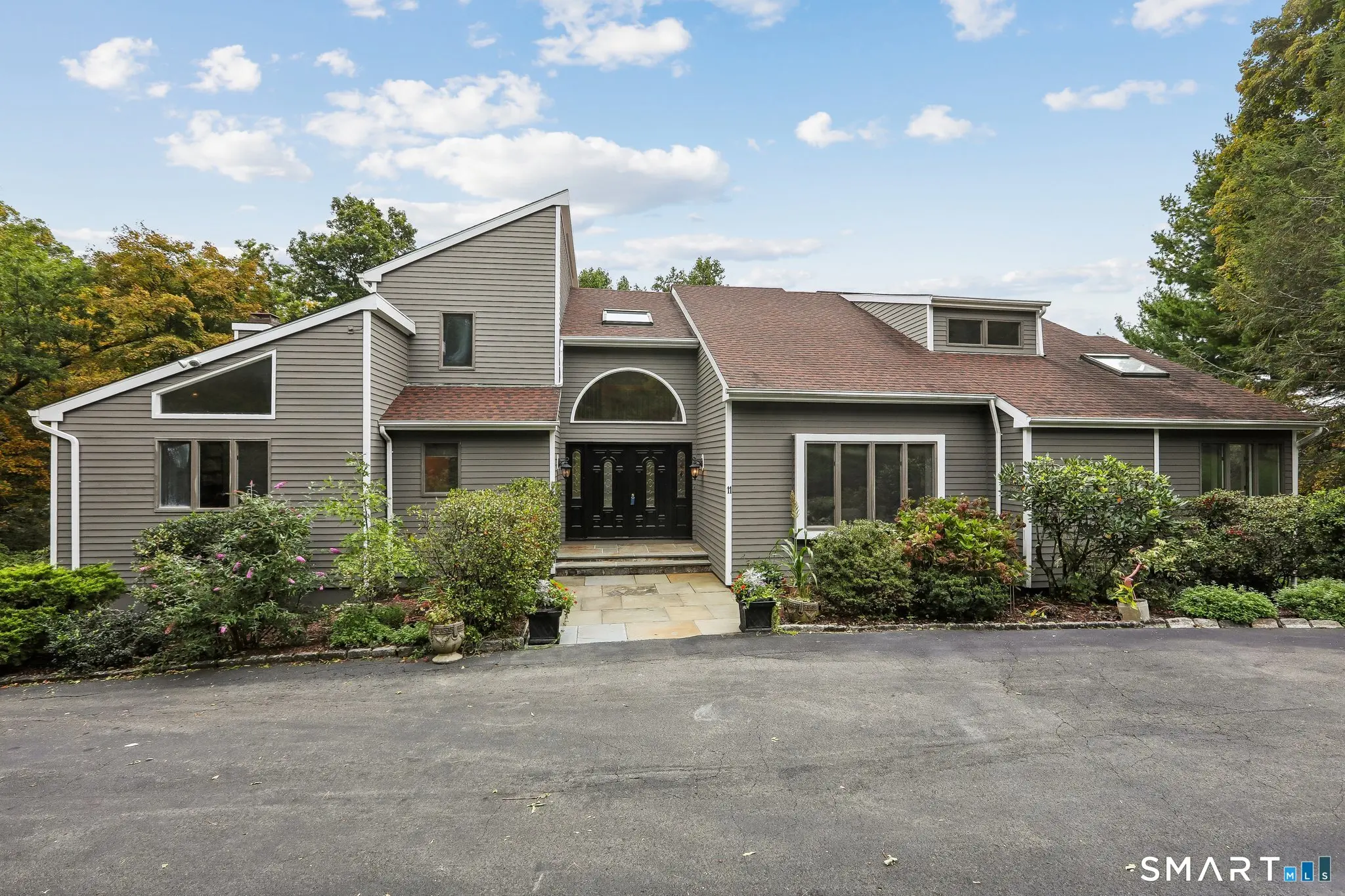 11 Soundview Farm, Weston