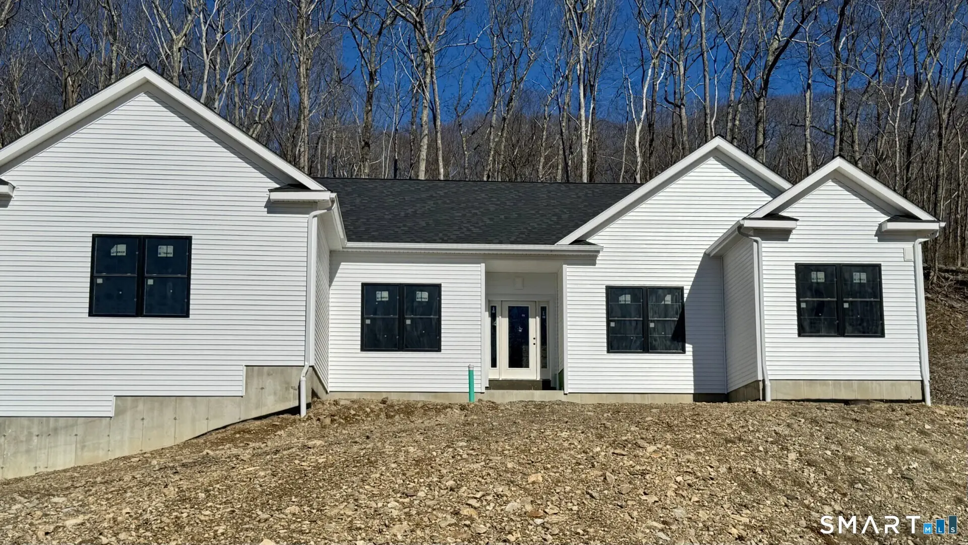 6 Deer Run Road, Middlebury