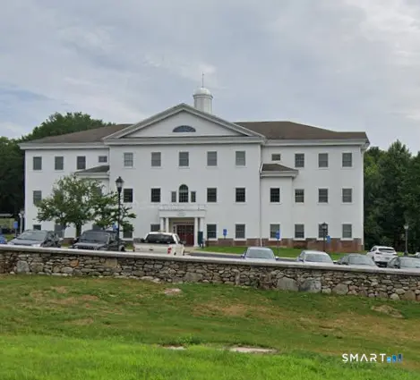 255 Route 80, Killingworth