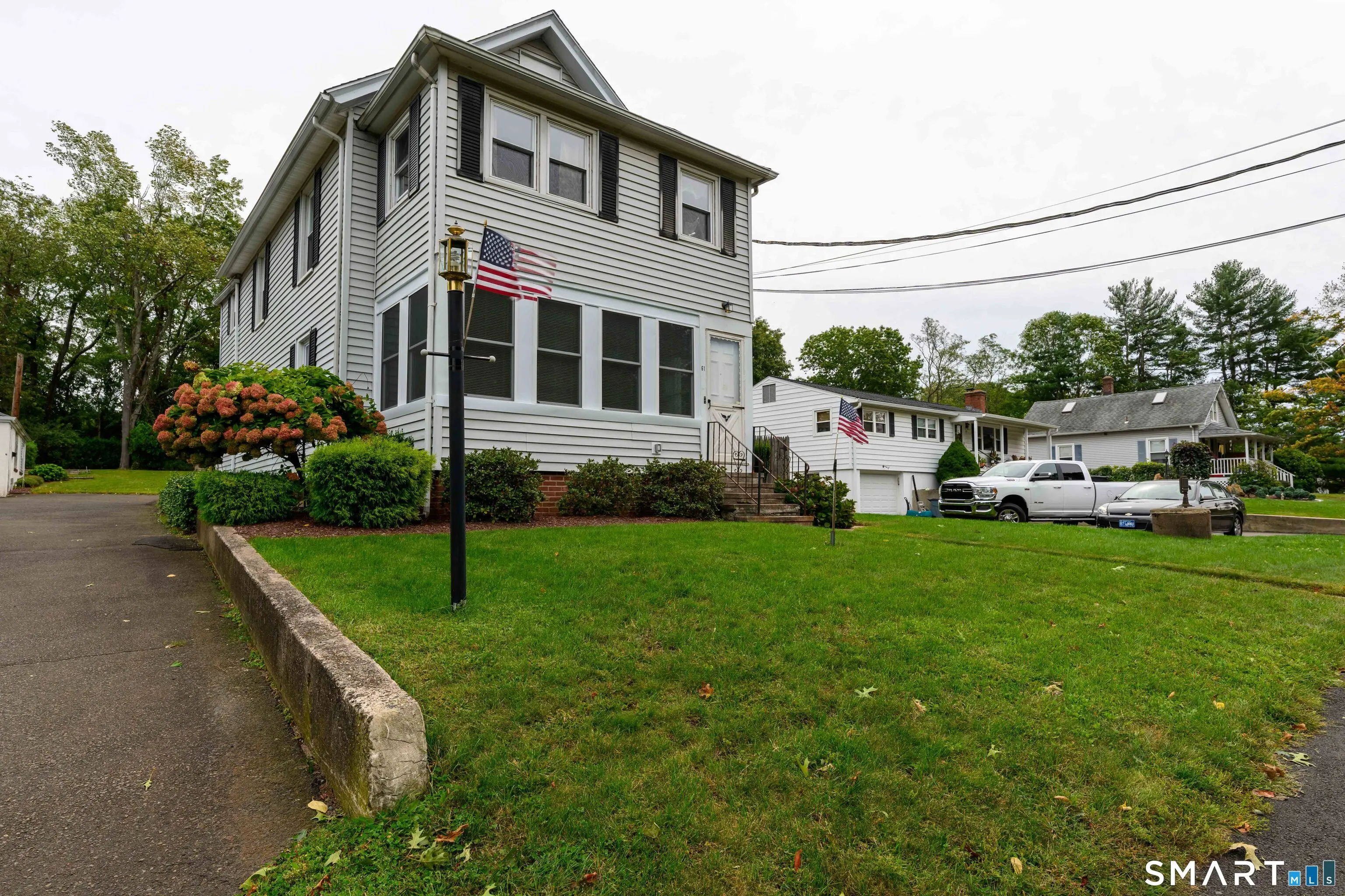 61 Elm Street, North Haven