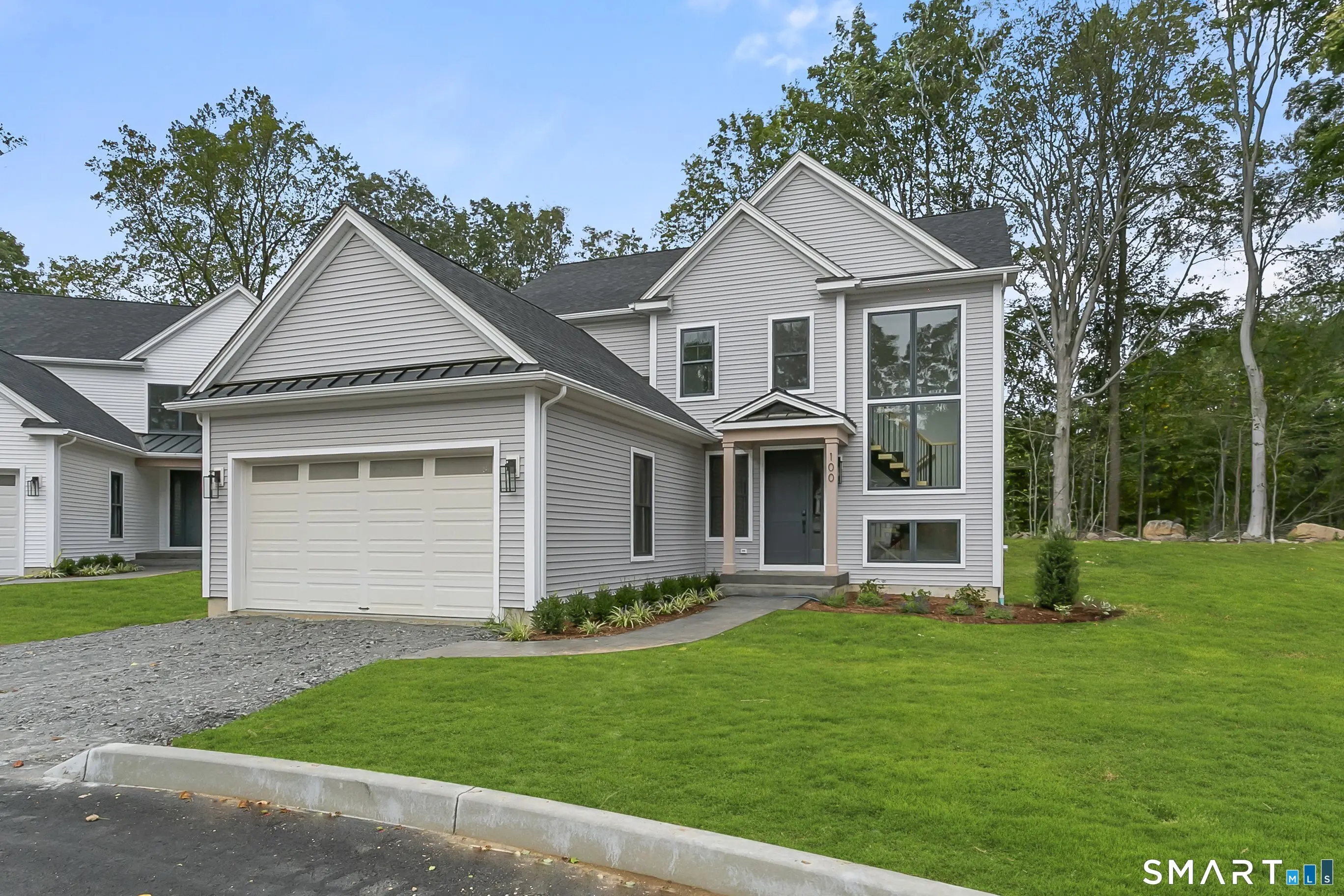 90 Oronoque Hills Road, Stratford