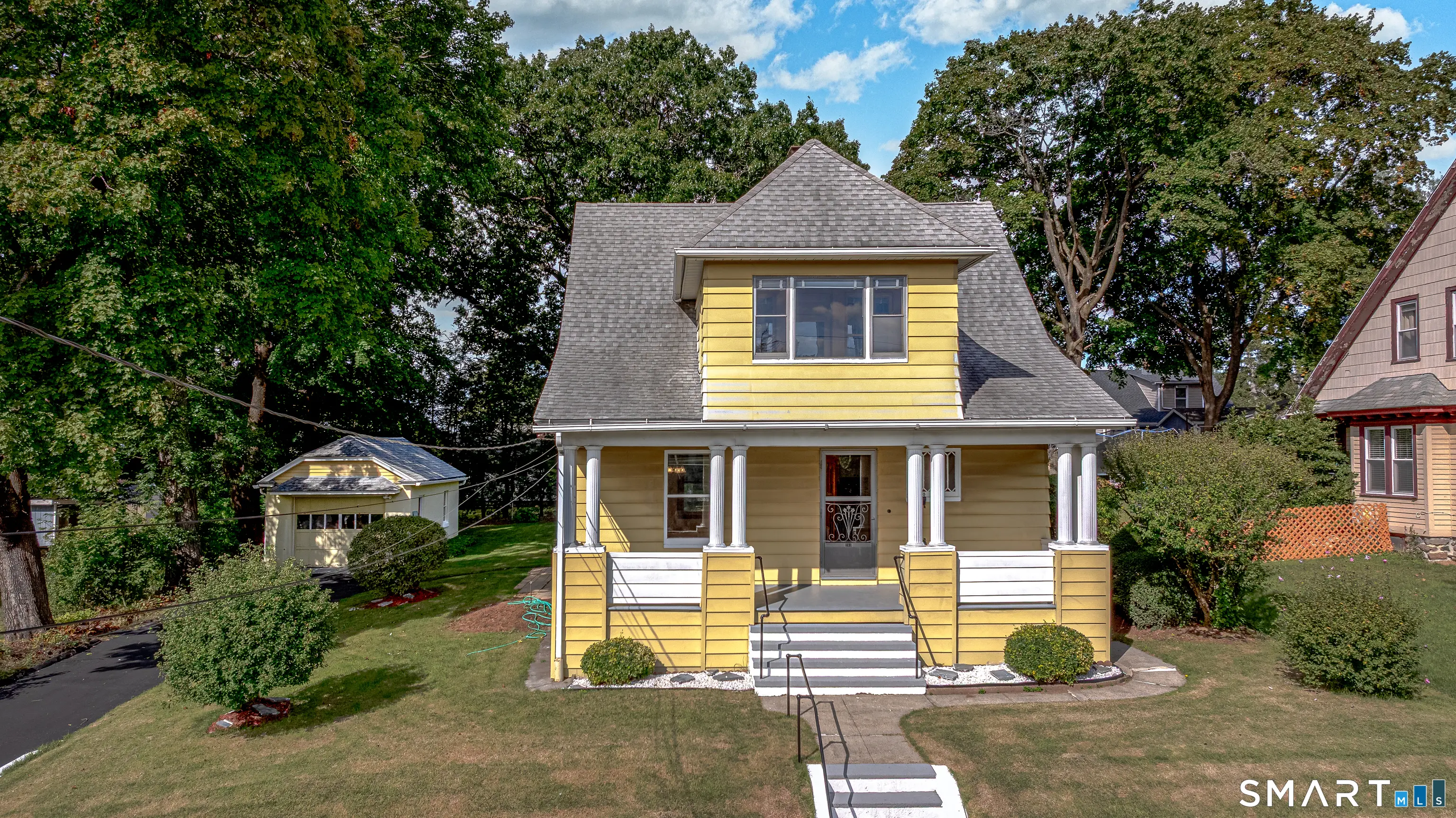 201 Fairlawn Avenue, Waterbury