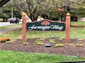 1634 Farmington Avenue 9, Farmington