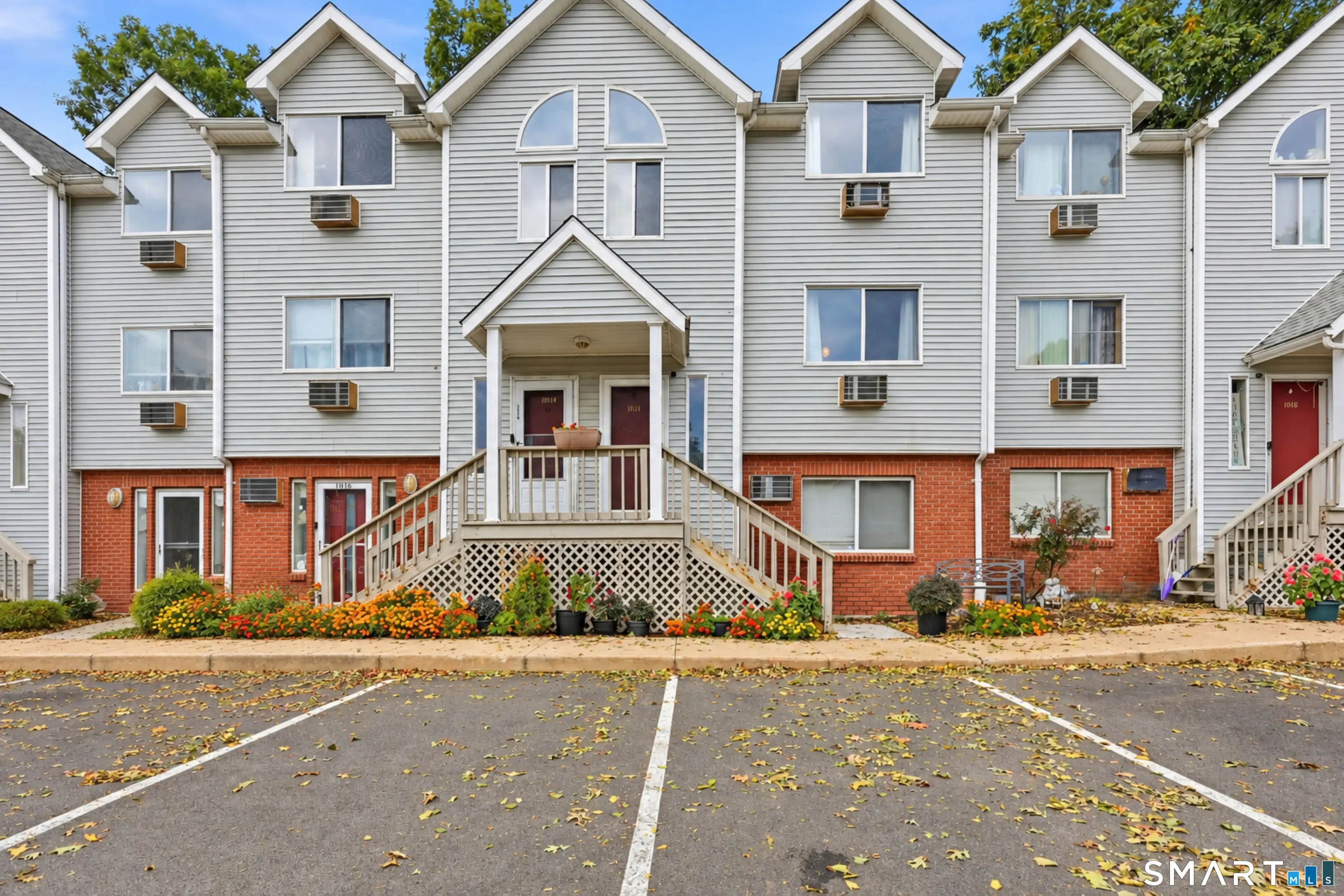 925 Oronoke Road 101i, Waterbury