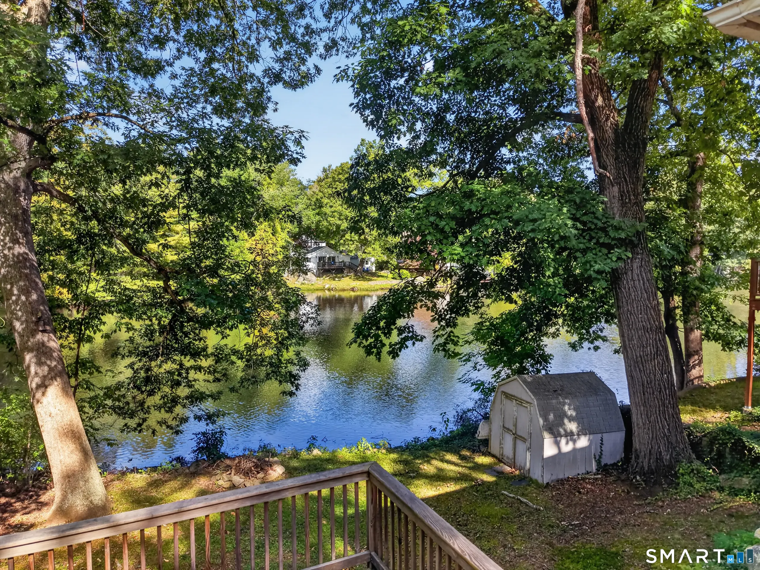 33 Circle Drive, Stratford