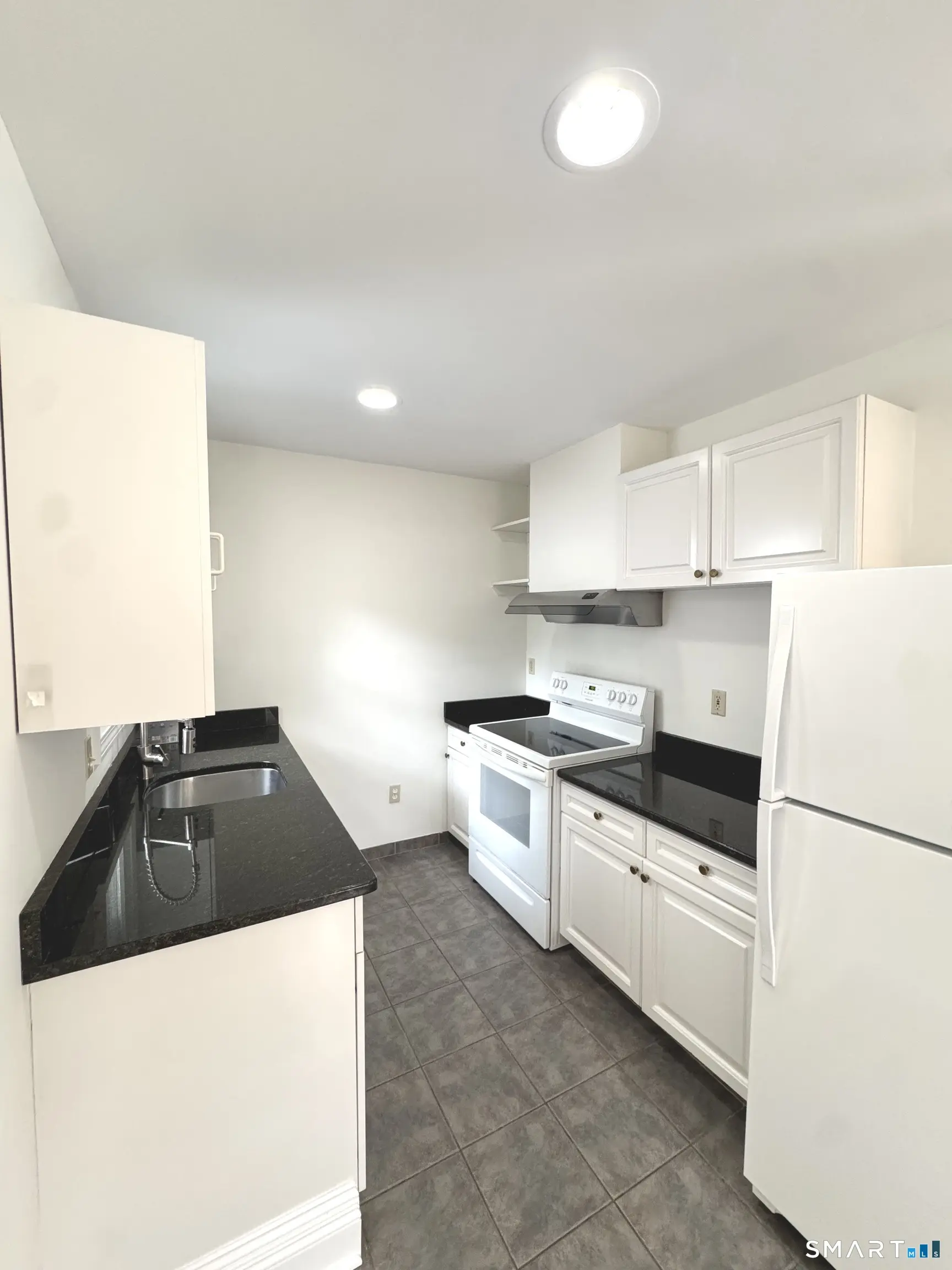 93 New Canaan Avenue 1a, Norwalk