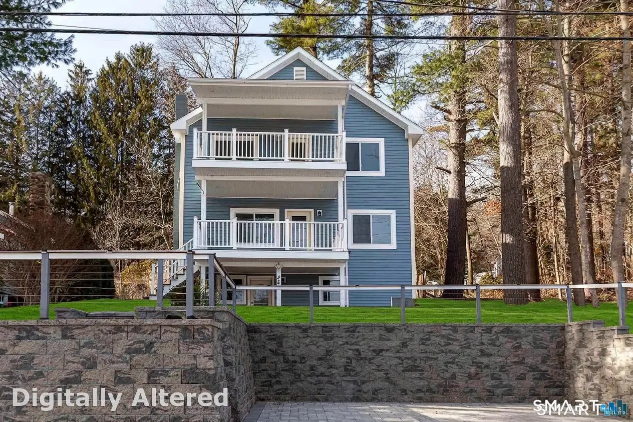 24 Lake Shore Boulevard, Stafford