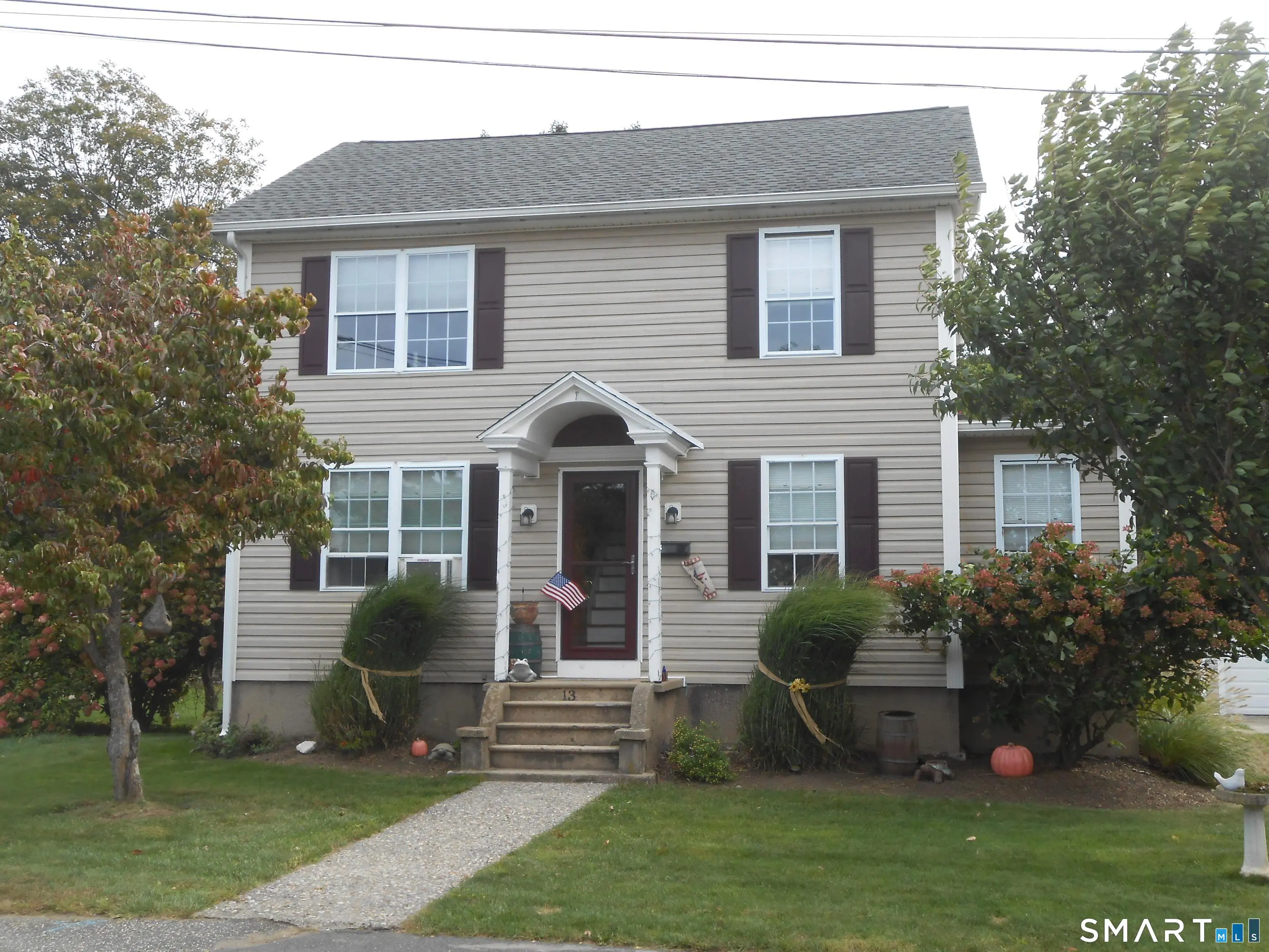 13 Burritt Place, Naugatuck