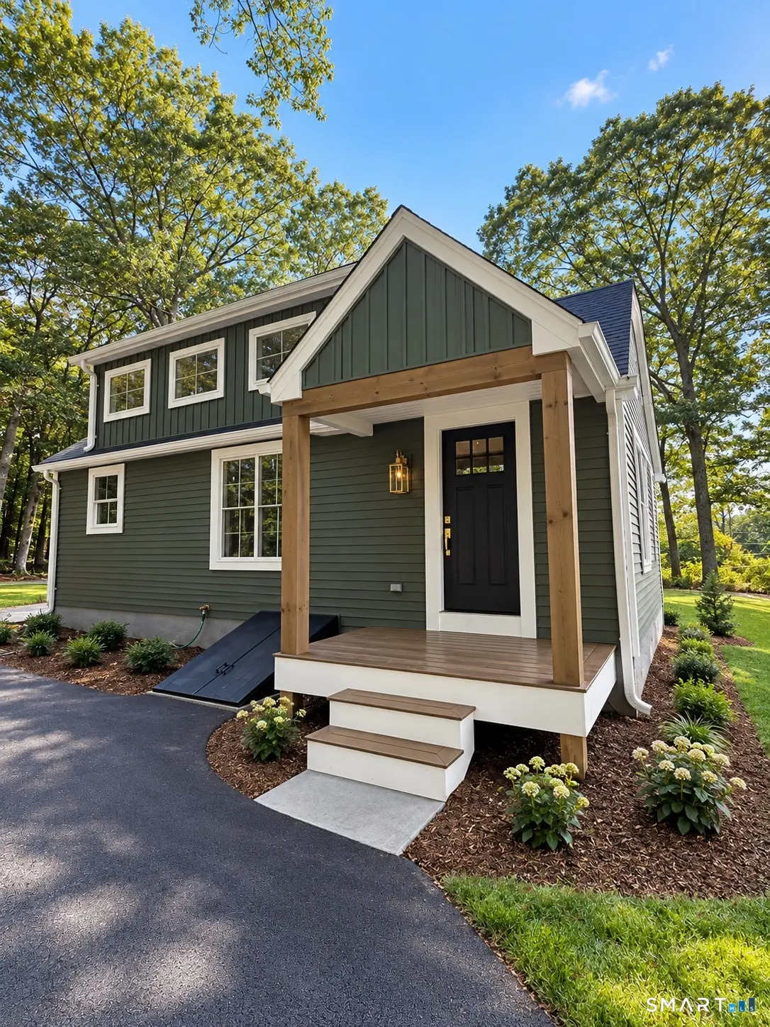 73 Eaton Road, Tolland
