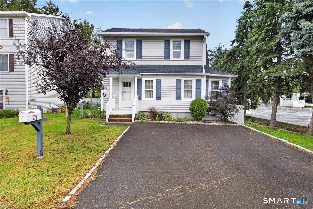 21 Hobson Avenue, Milford