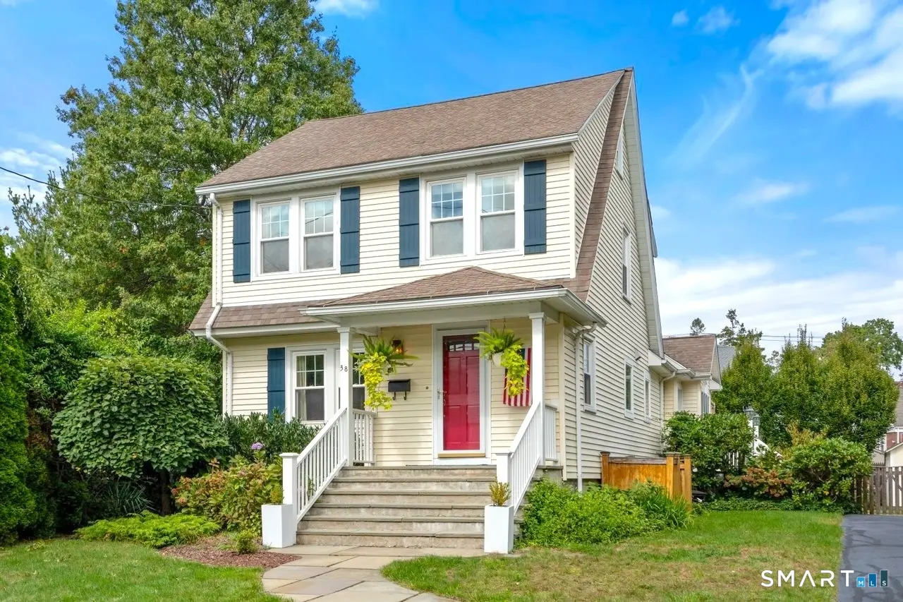 38 Reynolds Drive, Fairfield