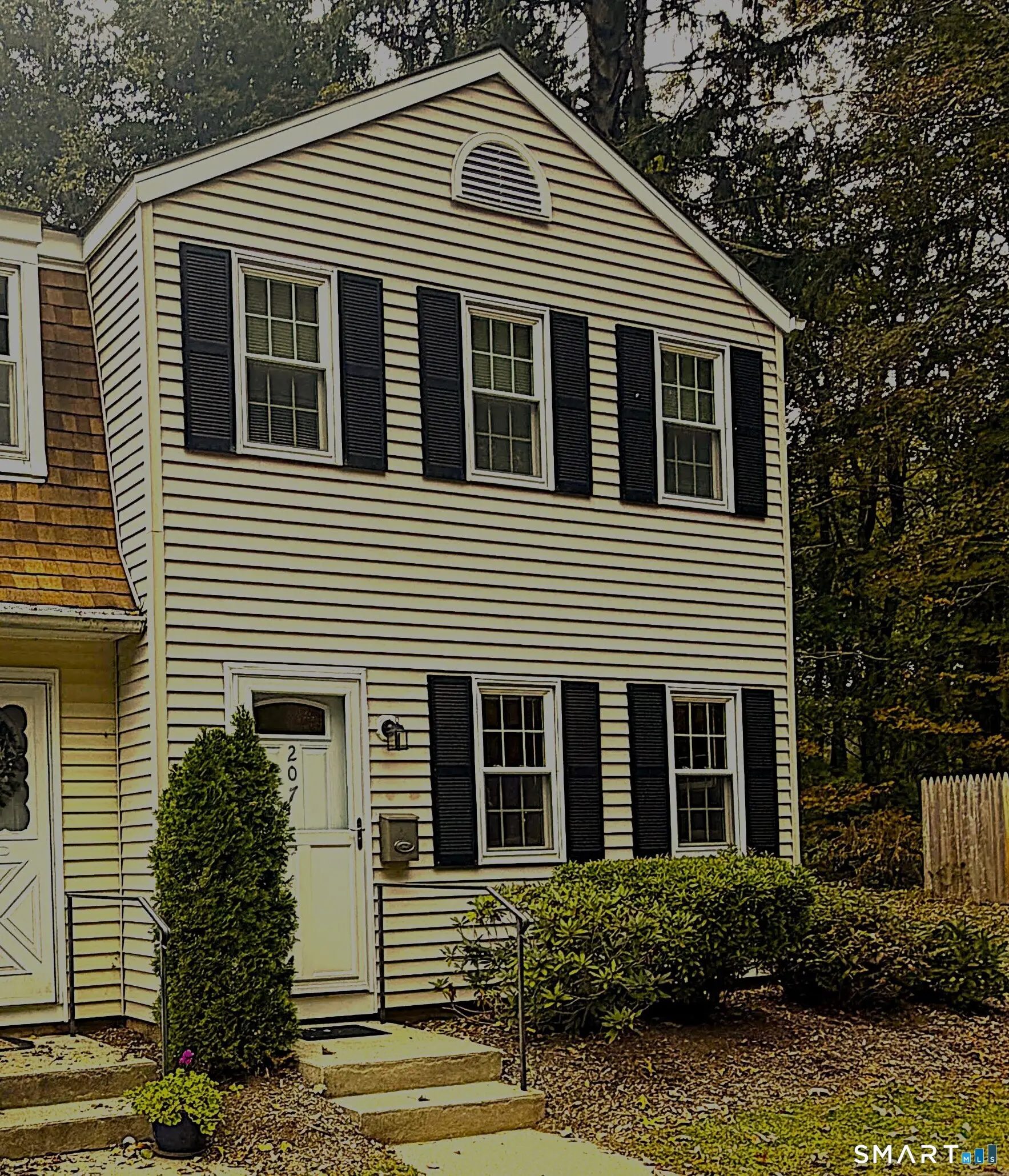 391 Main Street 207, Deep River