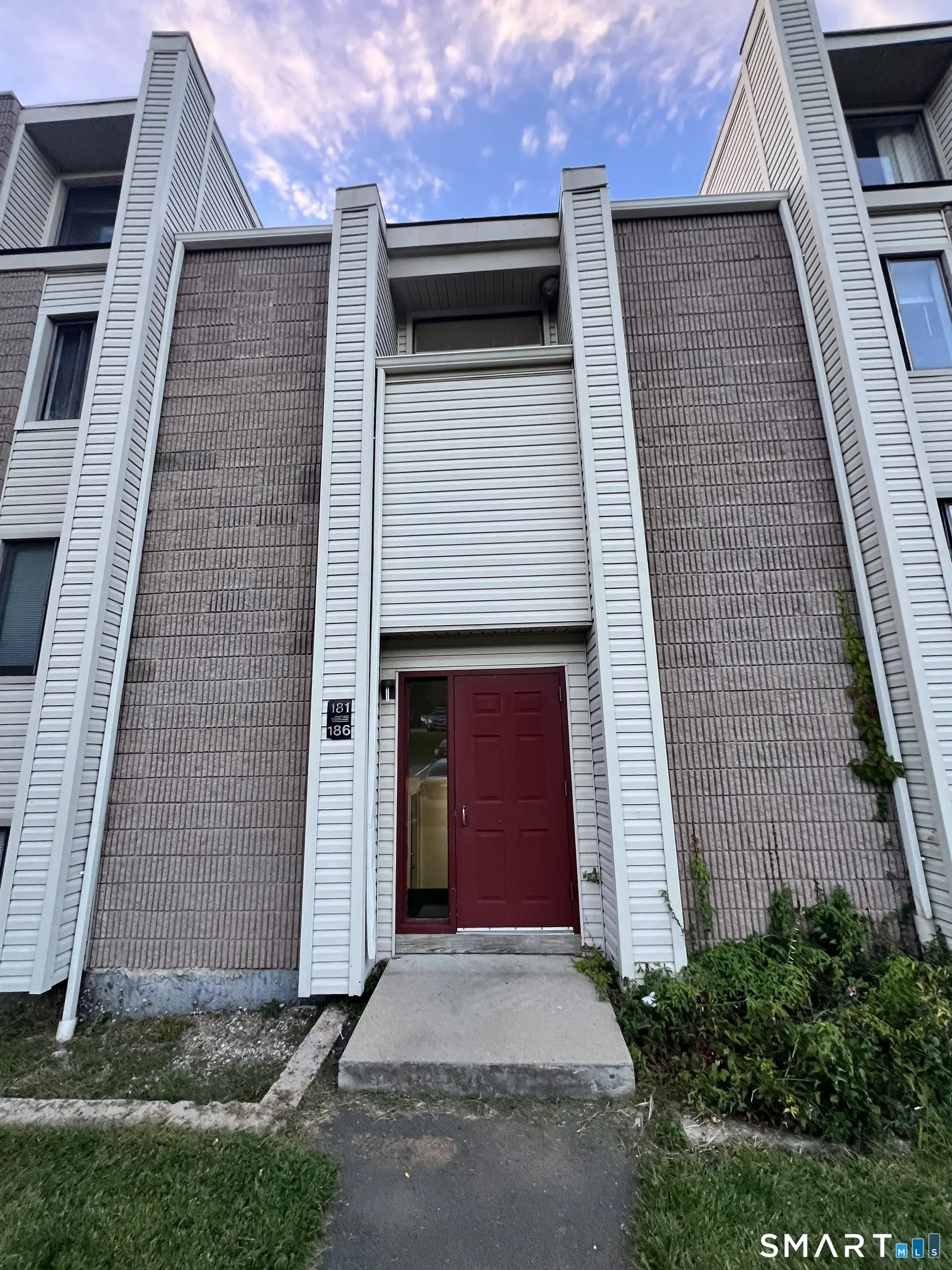 186 Burgundy Hill Lane 186, Middletown