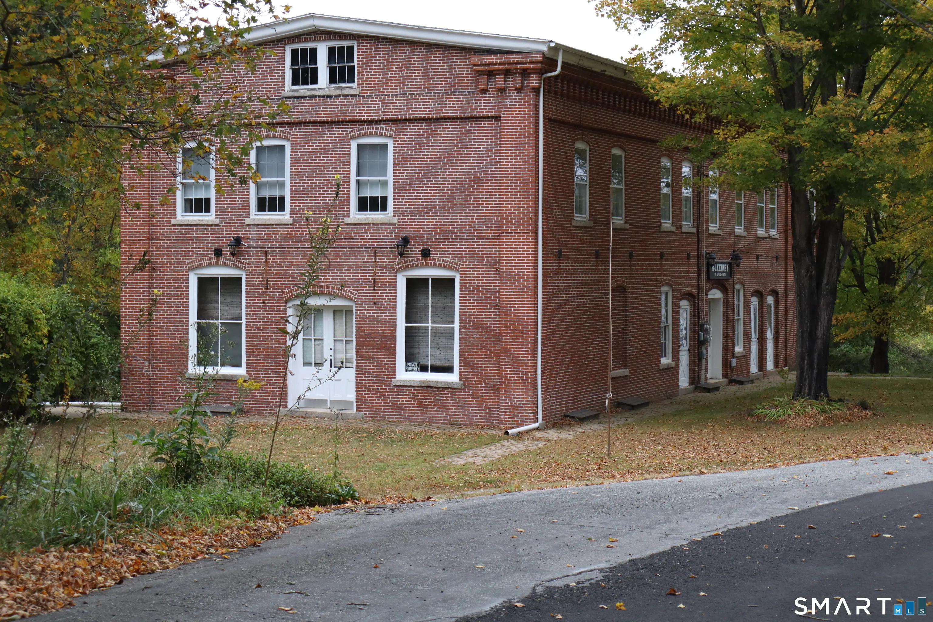 6 Old Route 12, Thompson
