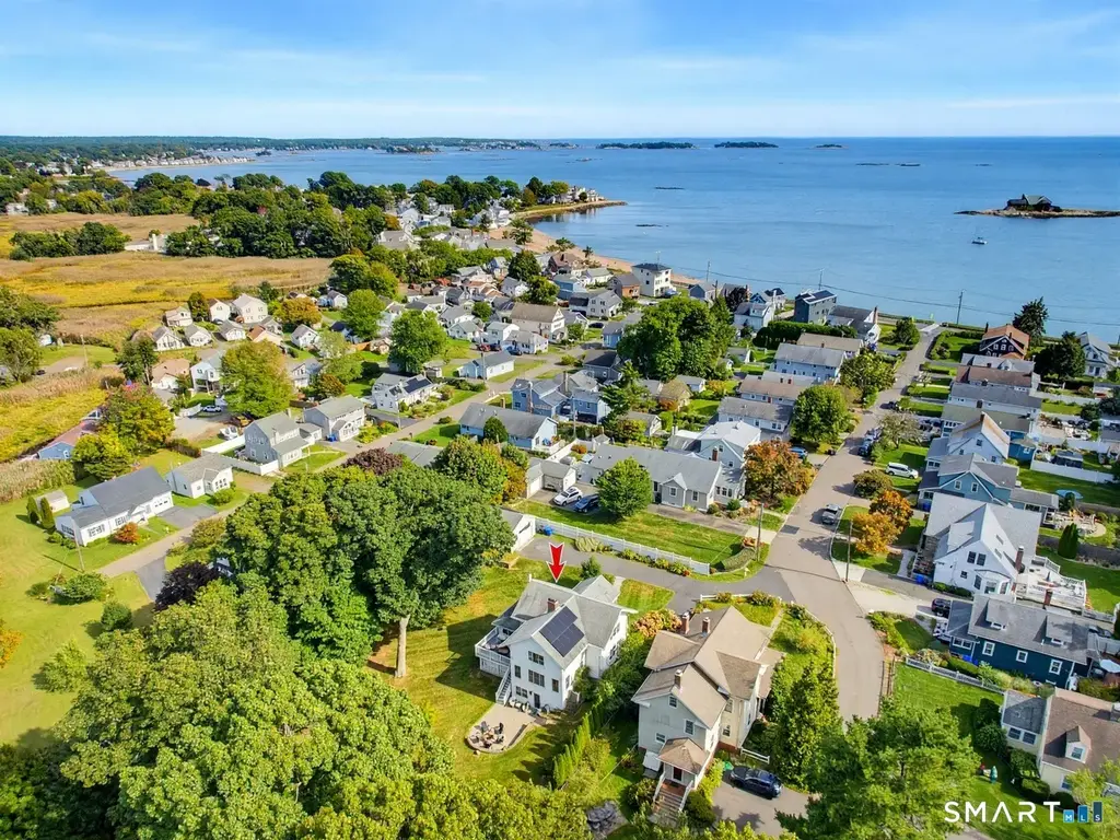 10 Wilford Road, Branford