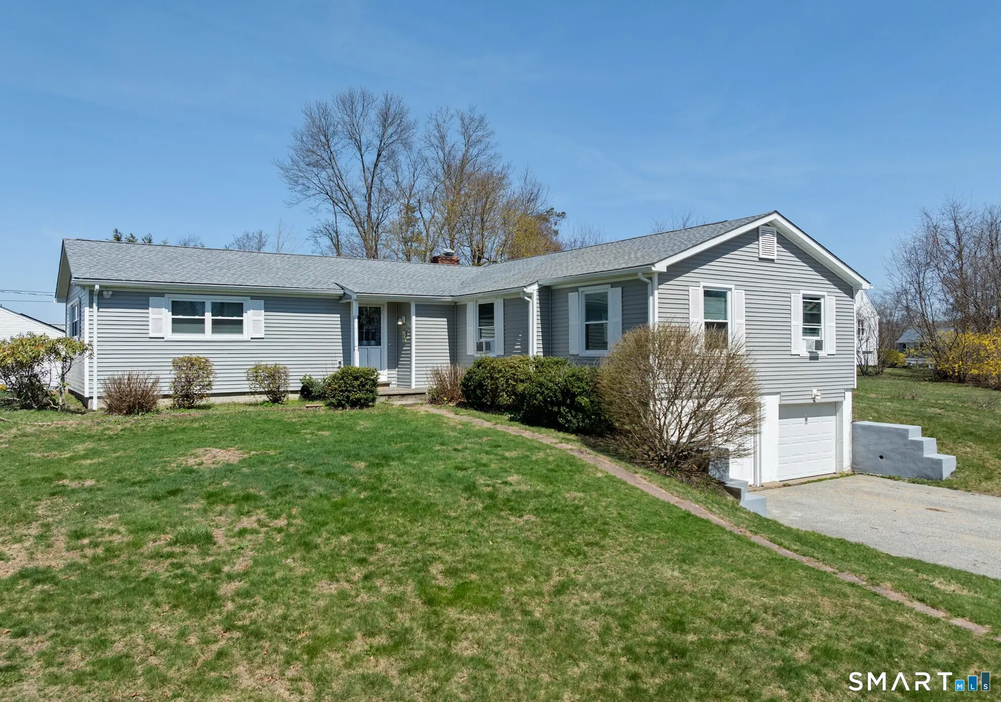 9 Evas Drive, Brookfield