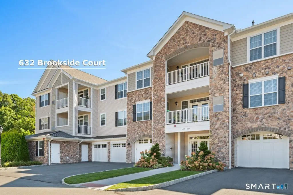 632 Brookside Court 632, Newtown