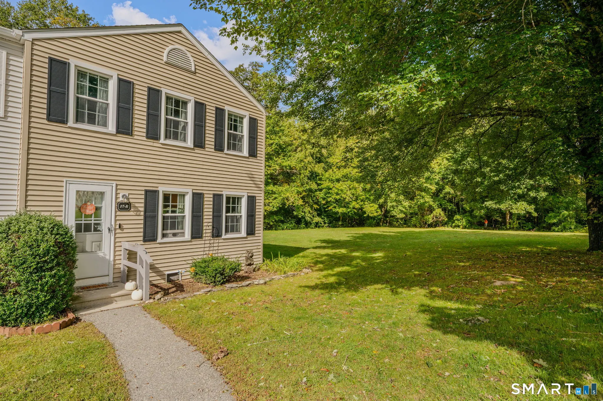 17 Lakeside Drive R, Ledyard