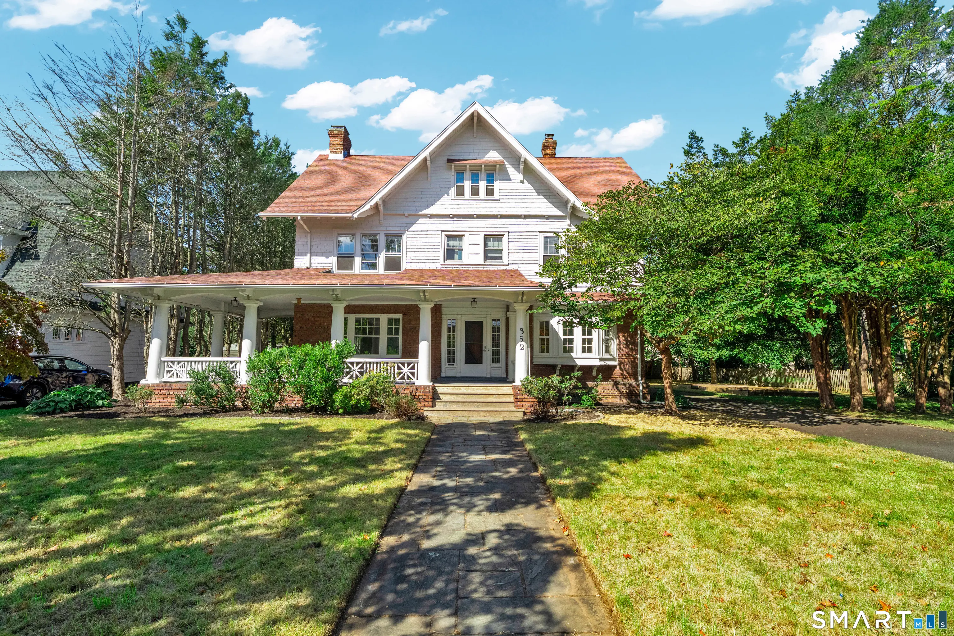 352 Mckinley Avenue, New Haven