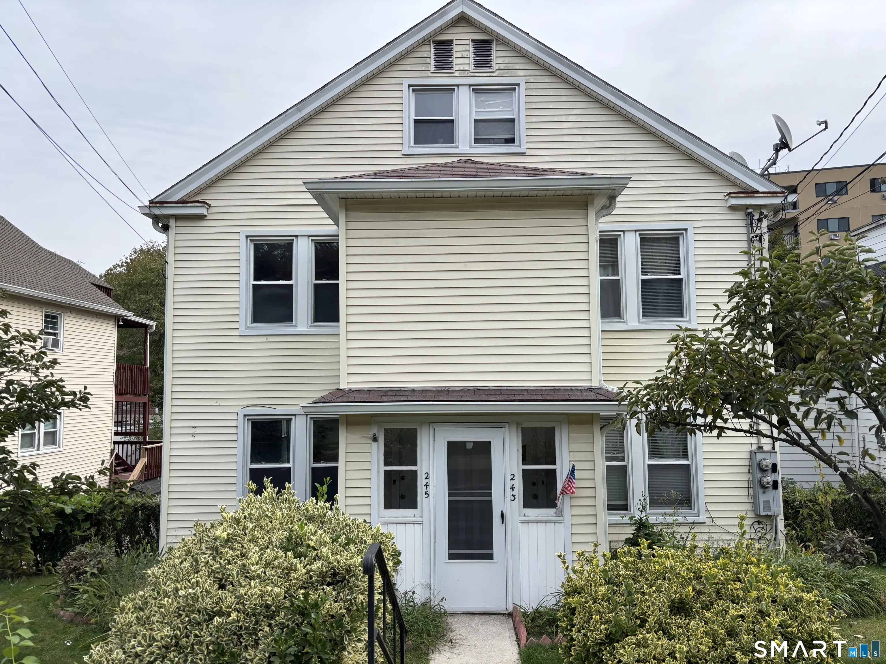 243 Knickerbocker Avenue, Stamford